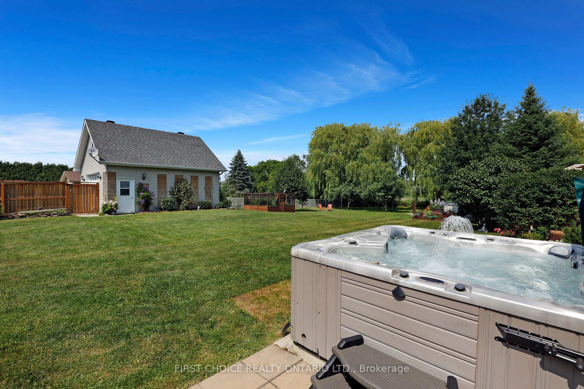 Photo 8 of 5857 Trudeau Avenue, Ottawa, Vars Village — HOMEH