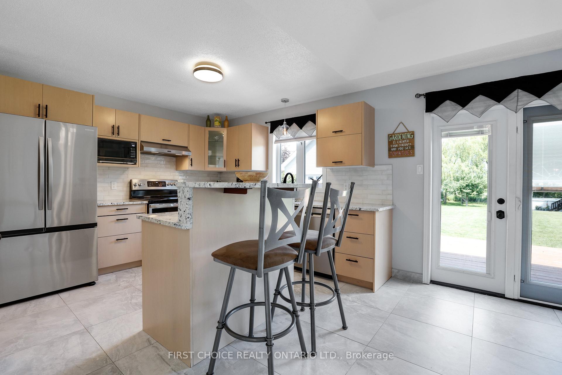 Photo 30 of 5857 Trudeau Avenue, Ottawa, Vars Village — HOMEH
