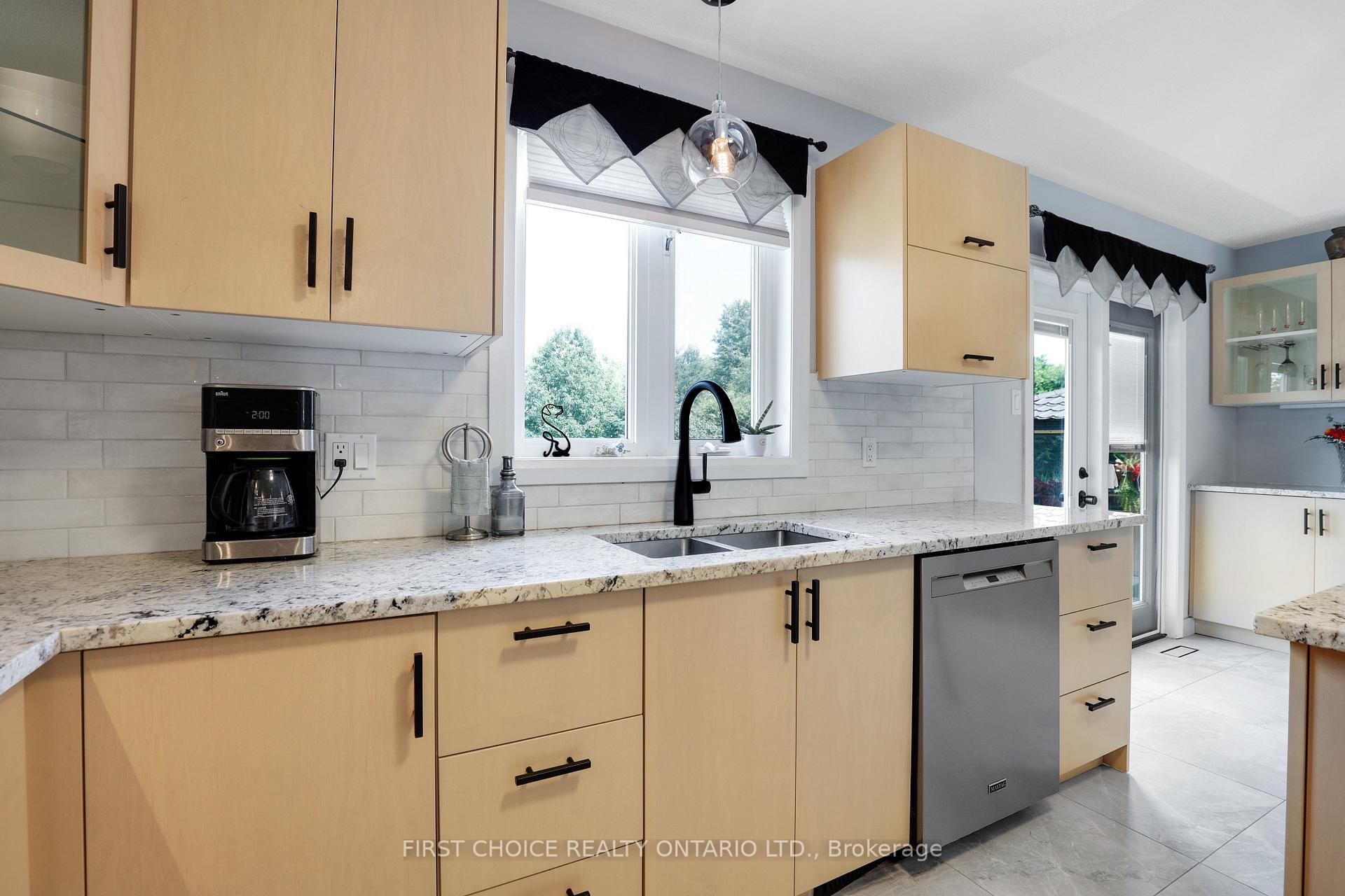 Photo 35 of 5857 Trudeau Avenue, Ottawa, Vars Village — HOMEH