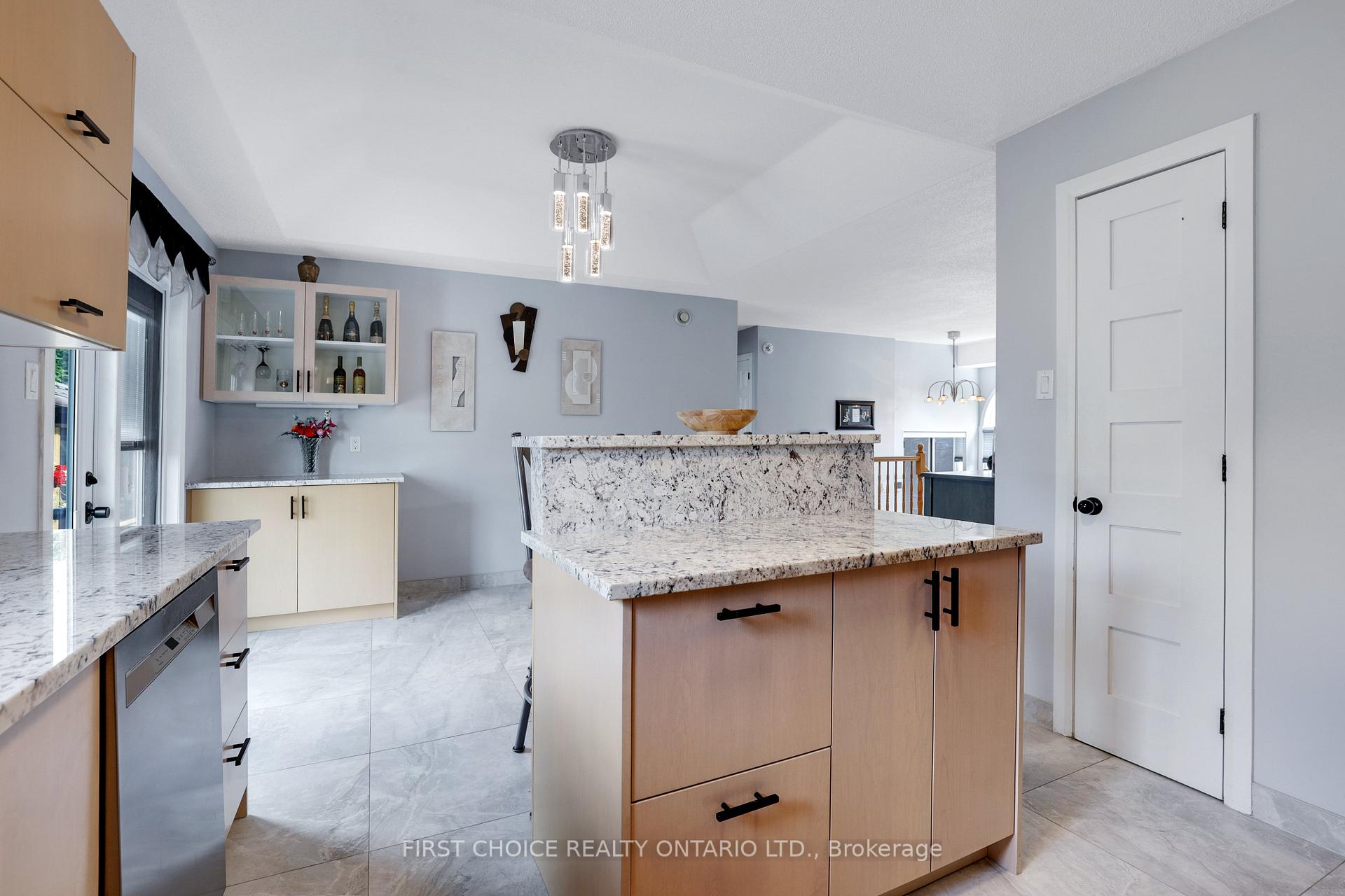 Photo 36 of 5857 Trudeau Avenue, Ottawa, Vars Village — HOMEH