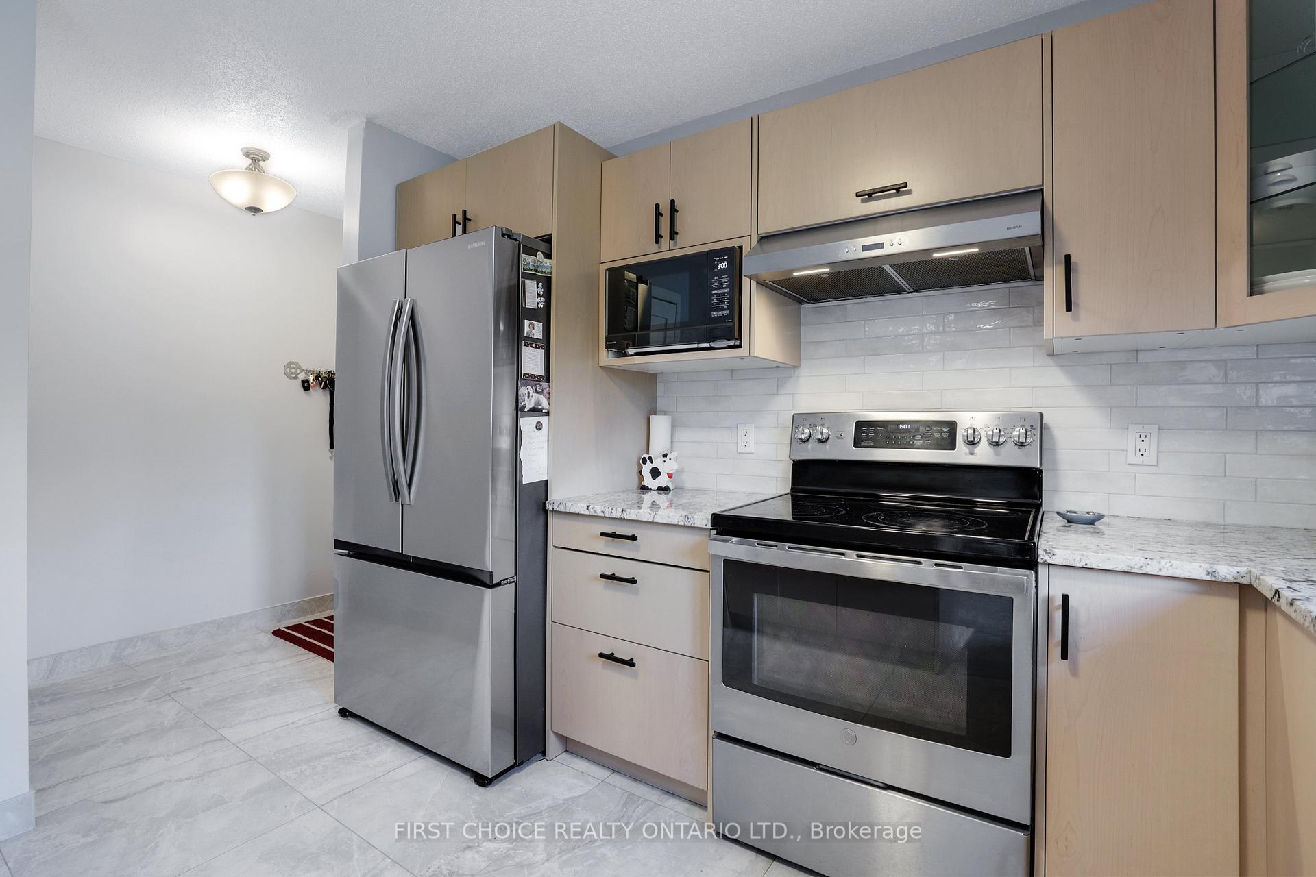Photo 37 of 5857 Trudeau Avenue, Ottawa, Vars Village — HOMEH