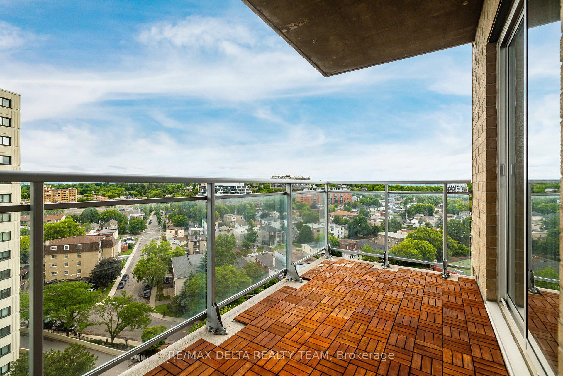 Photo 4 of Unit 1207, 70 Landry Street, Ottawa, Vanier — HOMEH