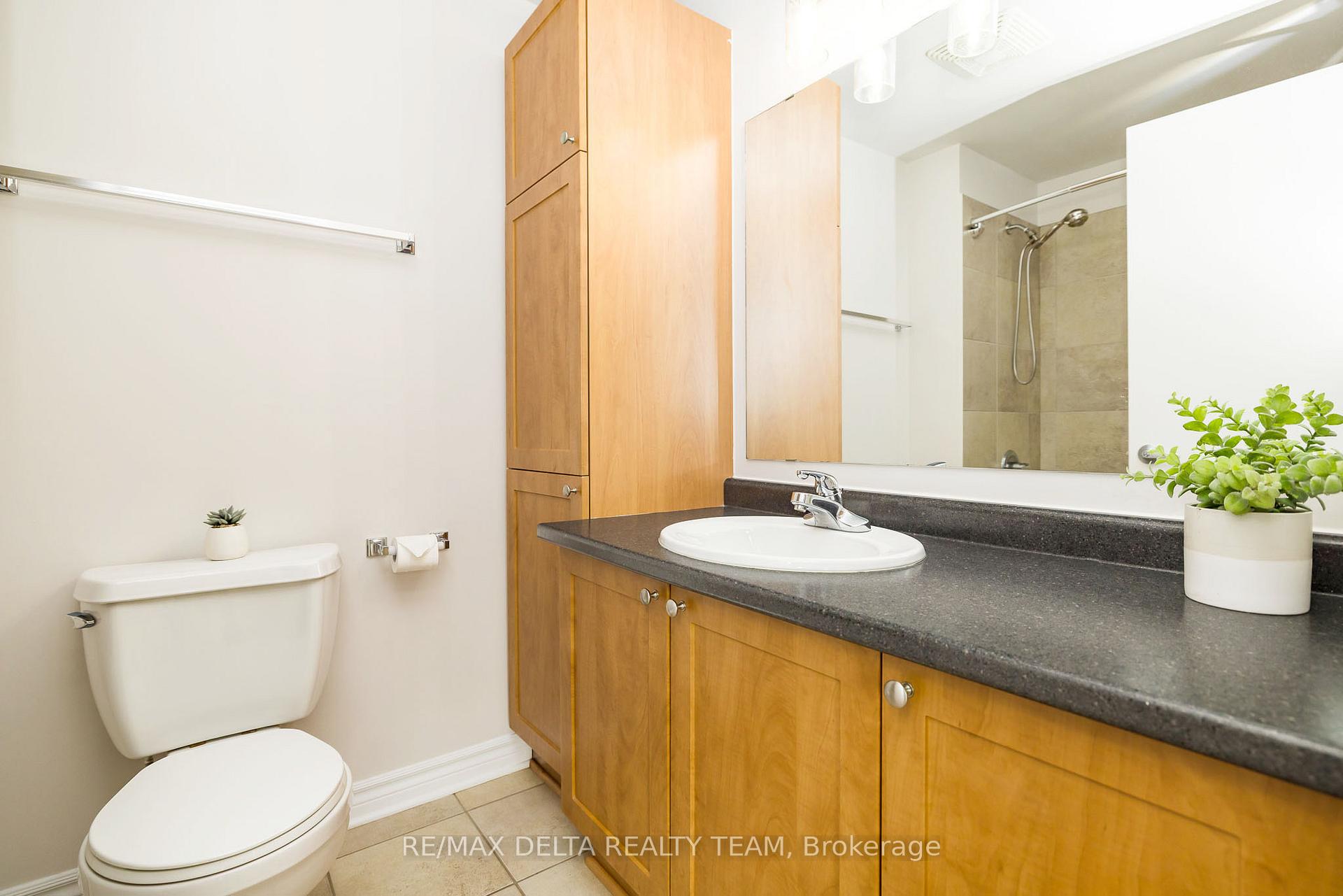 Photo 13 of Unit 1207, 70 Landry Street, Ottawa, Vanier — HOMEH