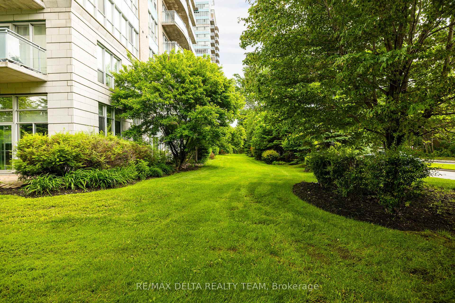 Photo 25 of Unit 1207, 70 Landry Street, Ottawa, Vanier — HOMEH
