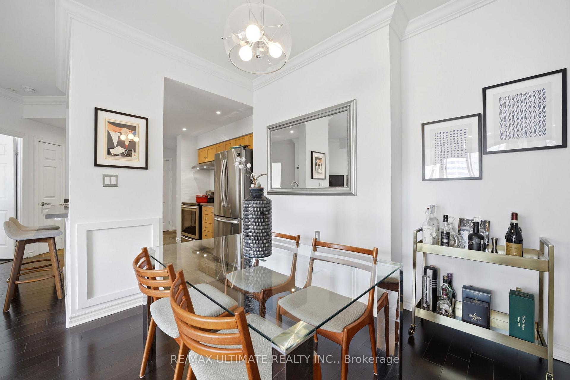 Photo 8 of Unit 405, 1750 Bayview Avenue, Toronto, Mount Pleasant East — HOMEH