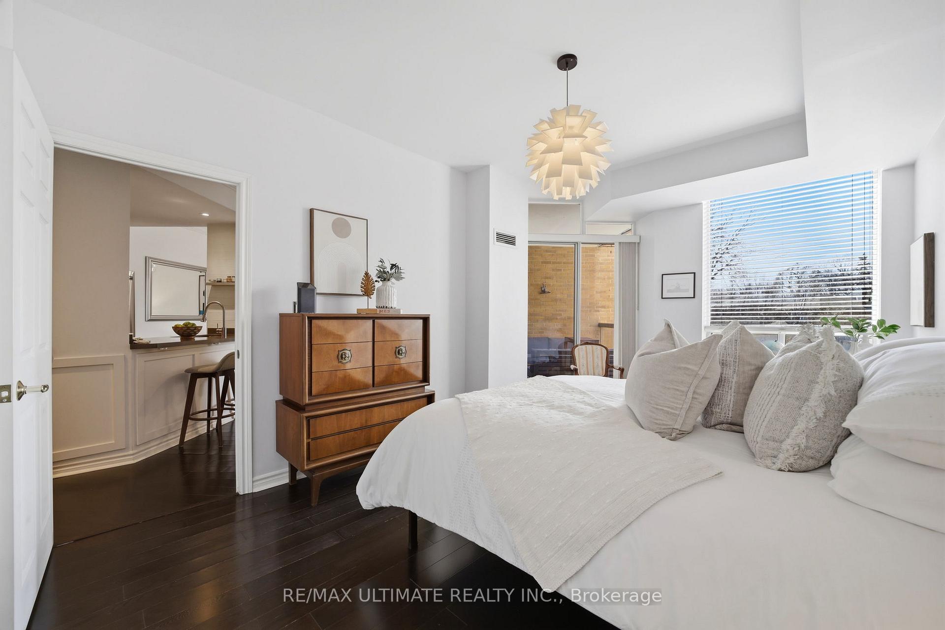 Photo 14 of Unit 405, 1750 Bayview Avenue, Toronto, Mount Pleasant East — HOMEH