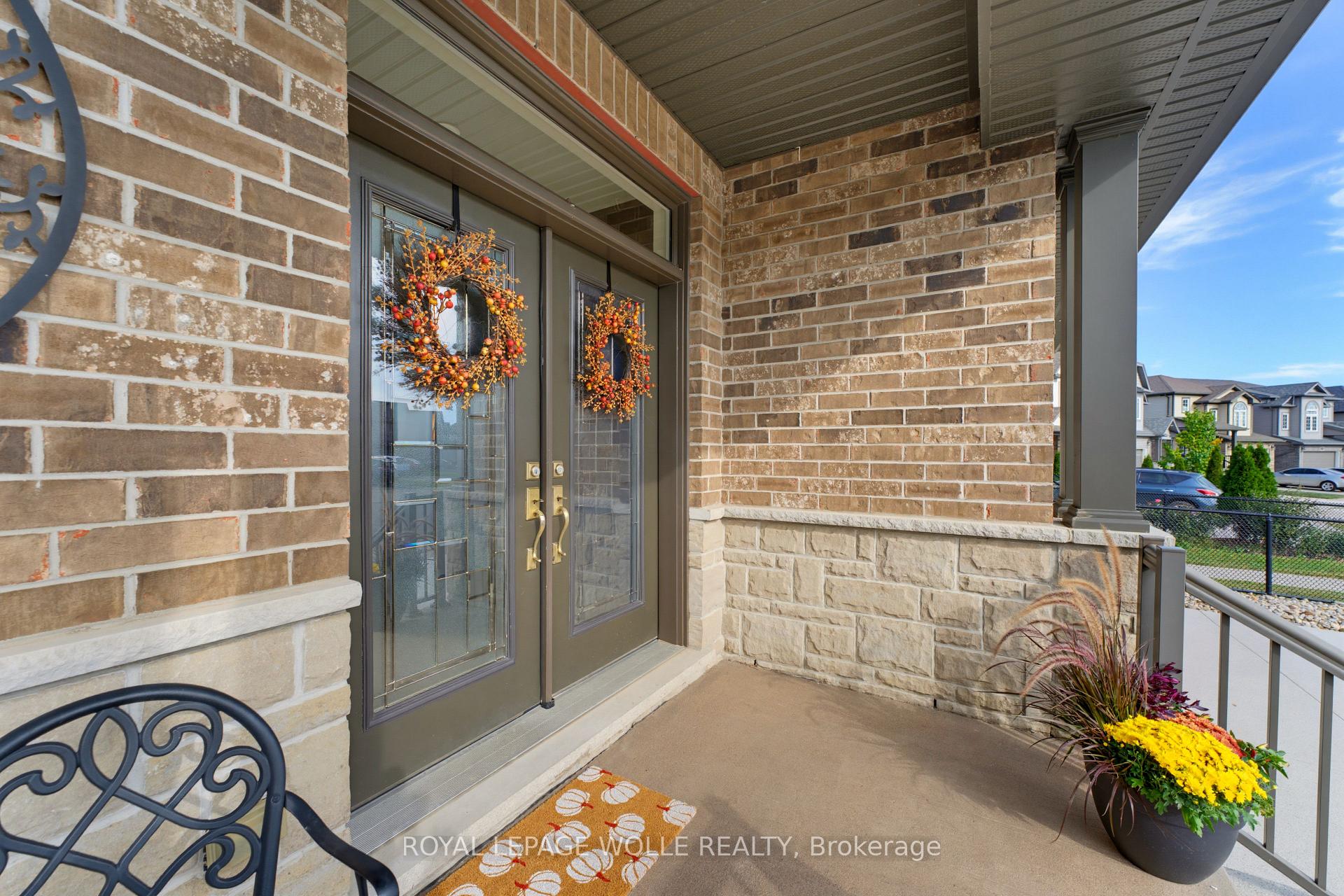 Photo 9 of 51 Netherwood Road, Kitchener, Doon South — HOMEH