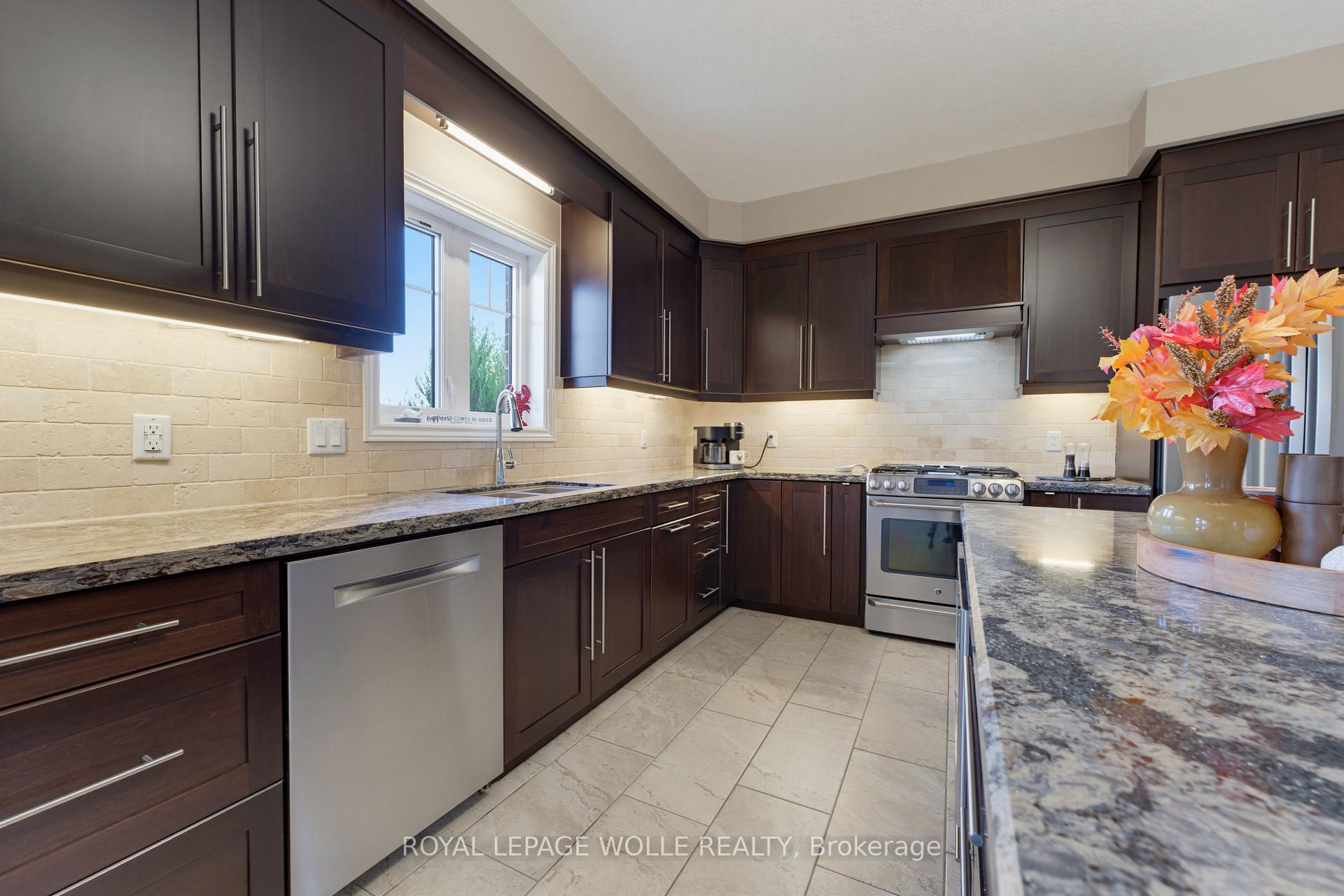 Photo 23 of 51 Netherwood Road, Kitchener, Doon South — HOMEH