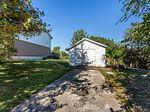Photo 6 of 740 Krosno Boulevard, Pickering, Bay Ridges — HOMEH