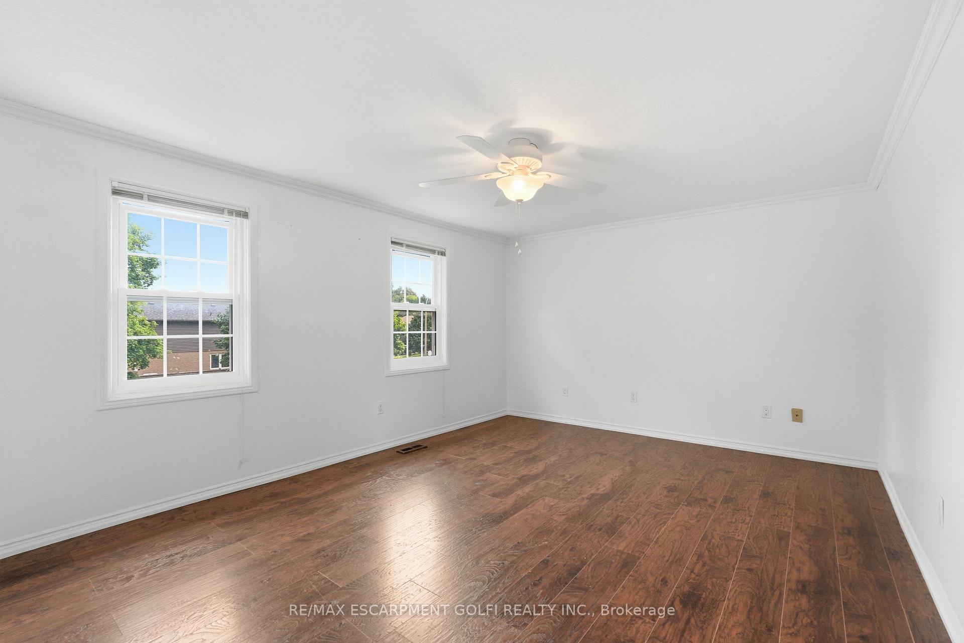 Photo 20 of 95 Birchpark Drive, Grimsby, Grimsby Beach — HOMEH