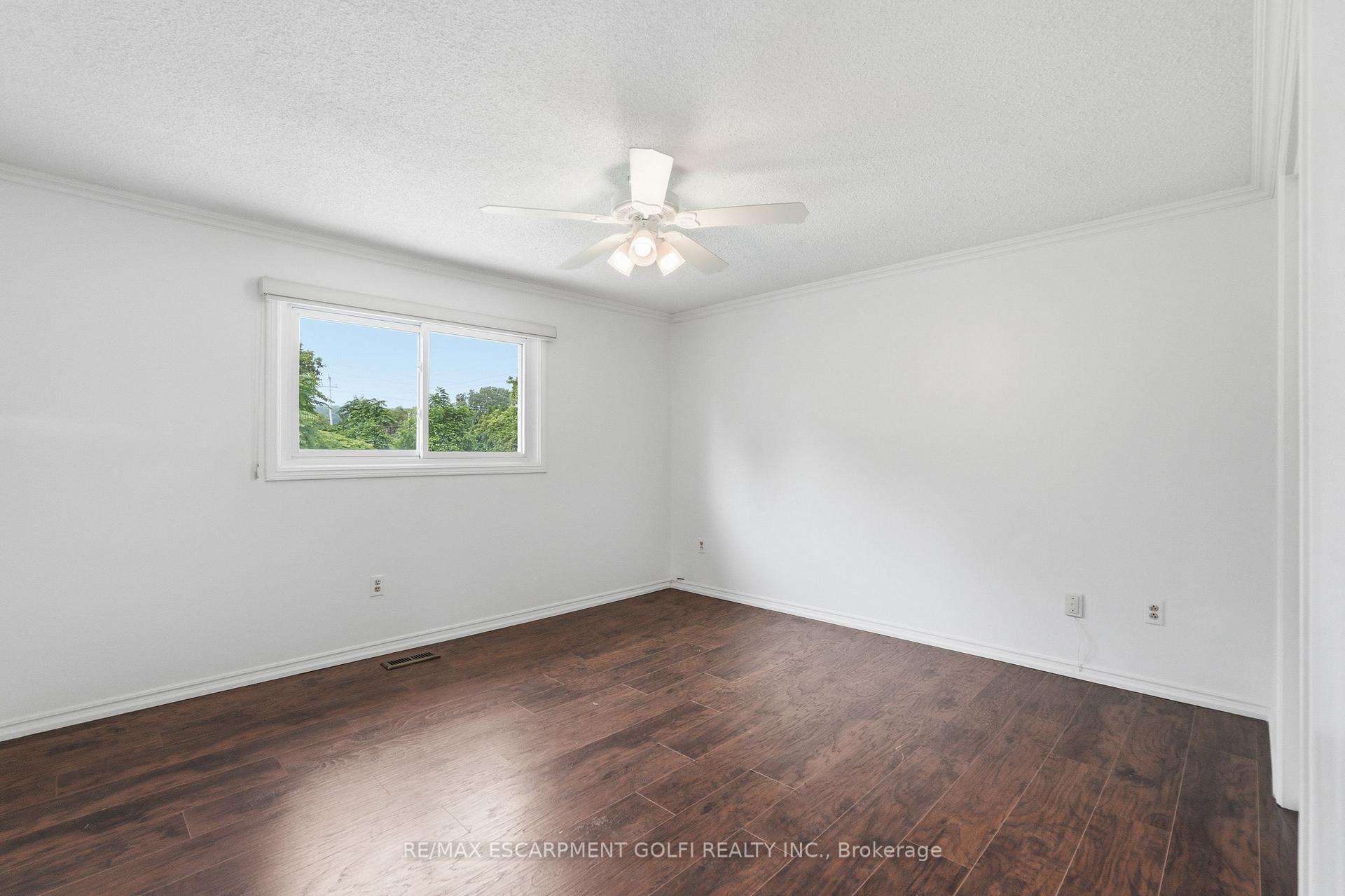 Photo 25 of 95 Birchpark Drive, Grimsby, Grimsby Beach — HOMEH