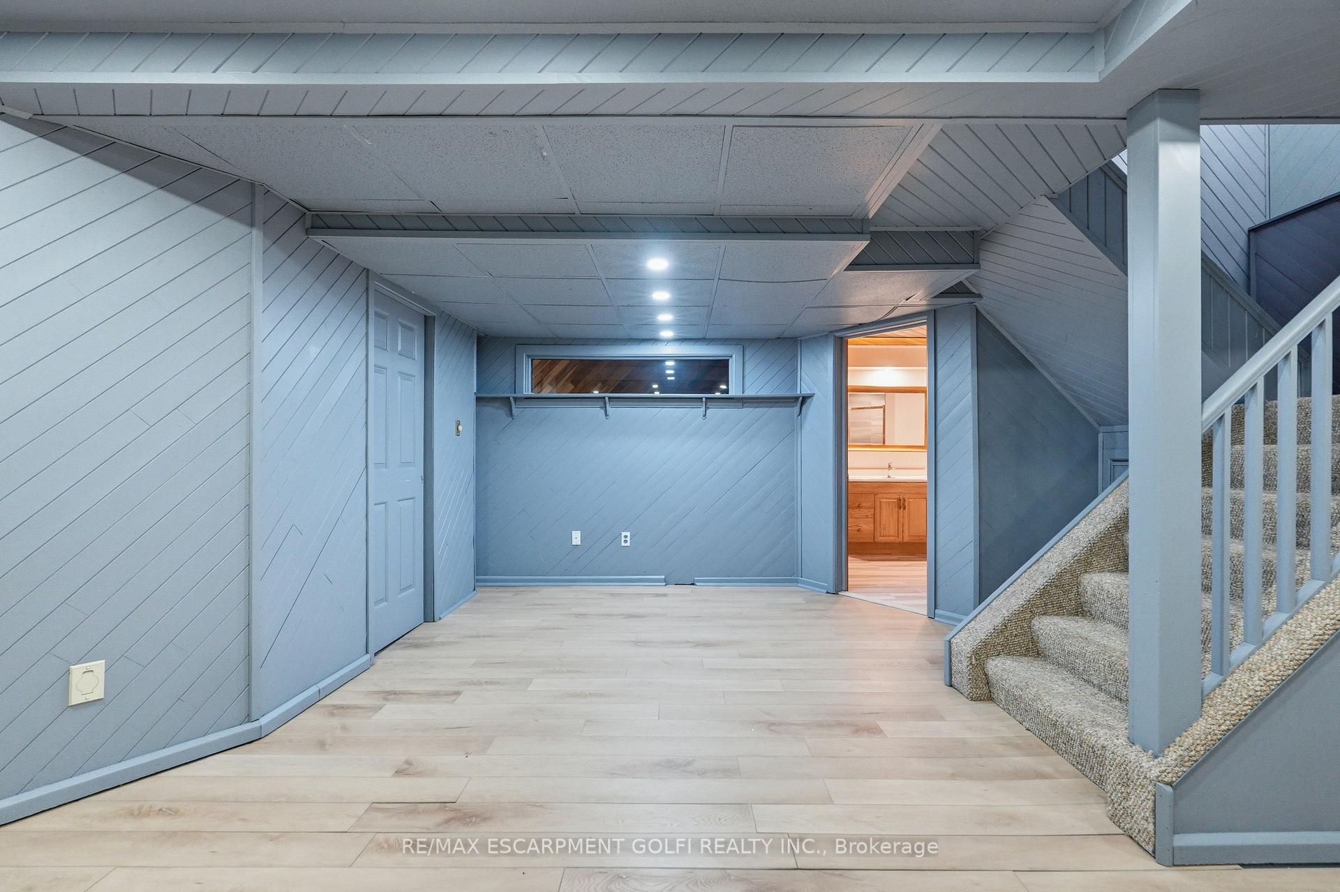 Photo 32 of 95 Birchpark Drive, Grimsby, Grimsby Beach — HOMEH