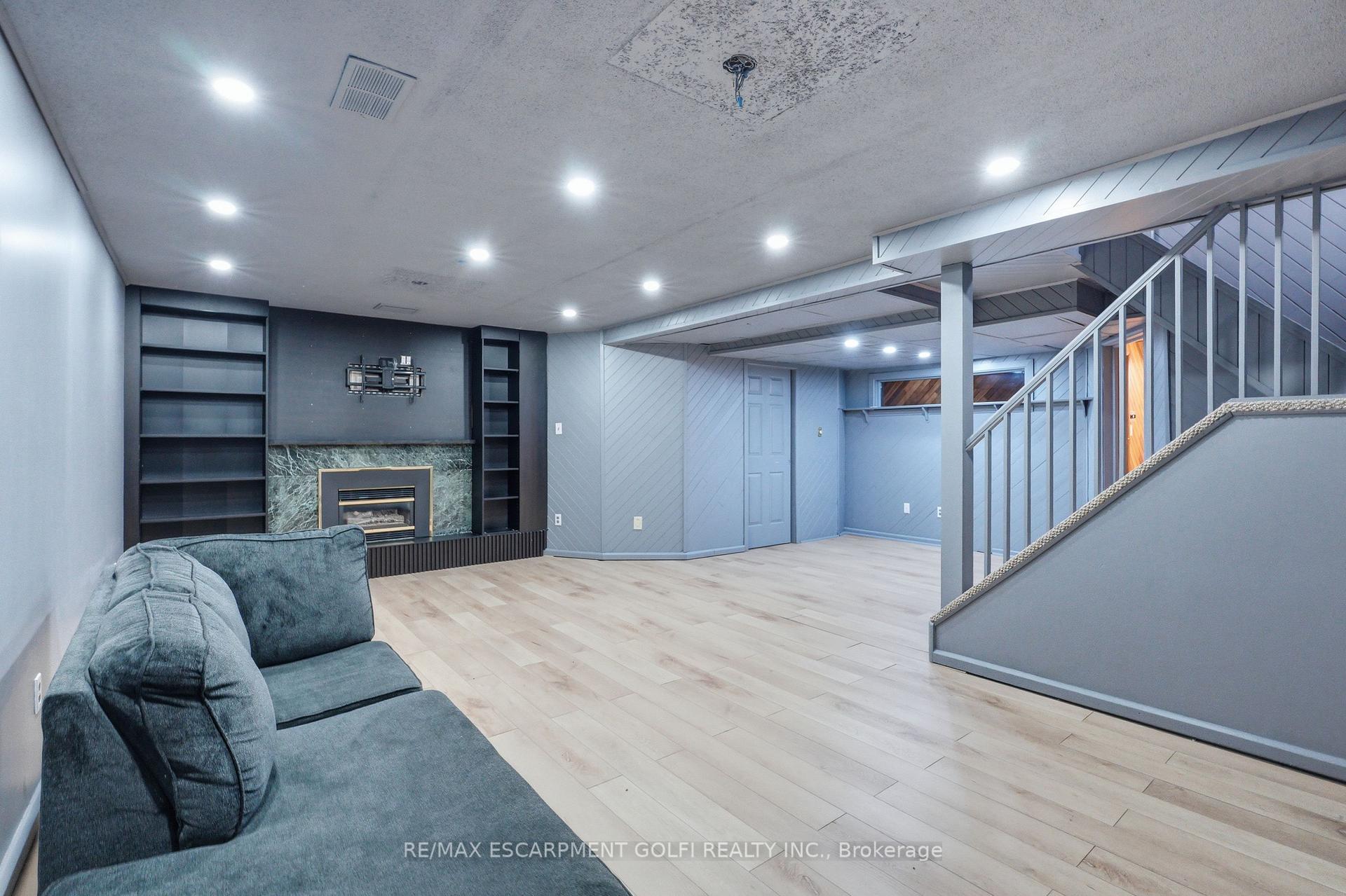 Photo 33 of 95 Birchpark Drive, Grimsby, Grimsby Beach — HOMEH