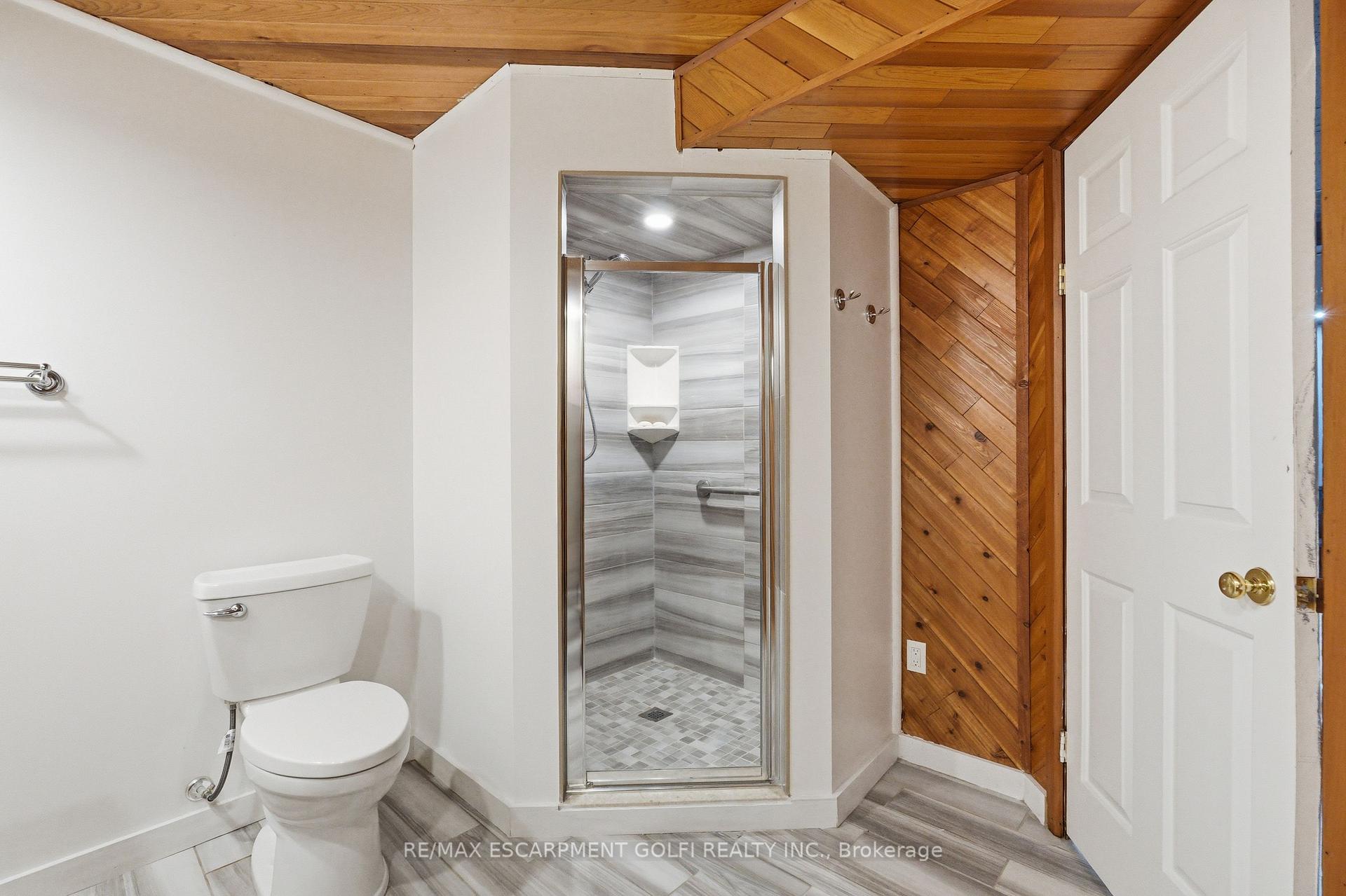 Photo 38 of 95 Birchpark Drive, Grimsby, Grimsby Beach — HOMEH