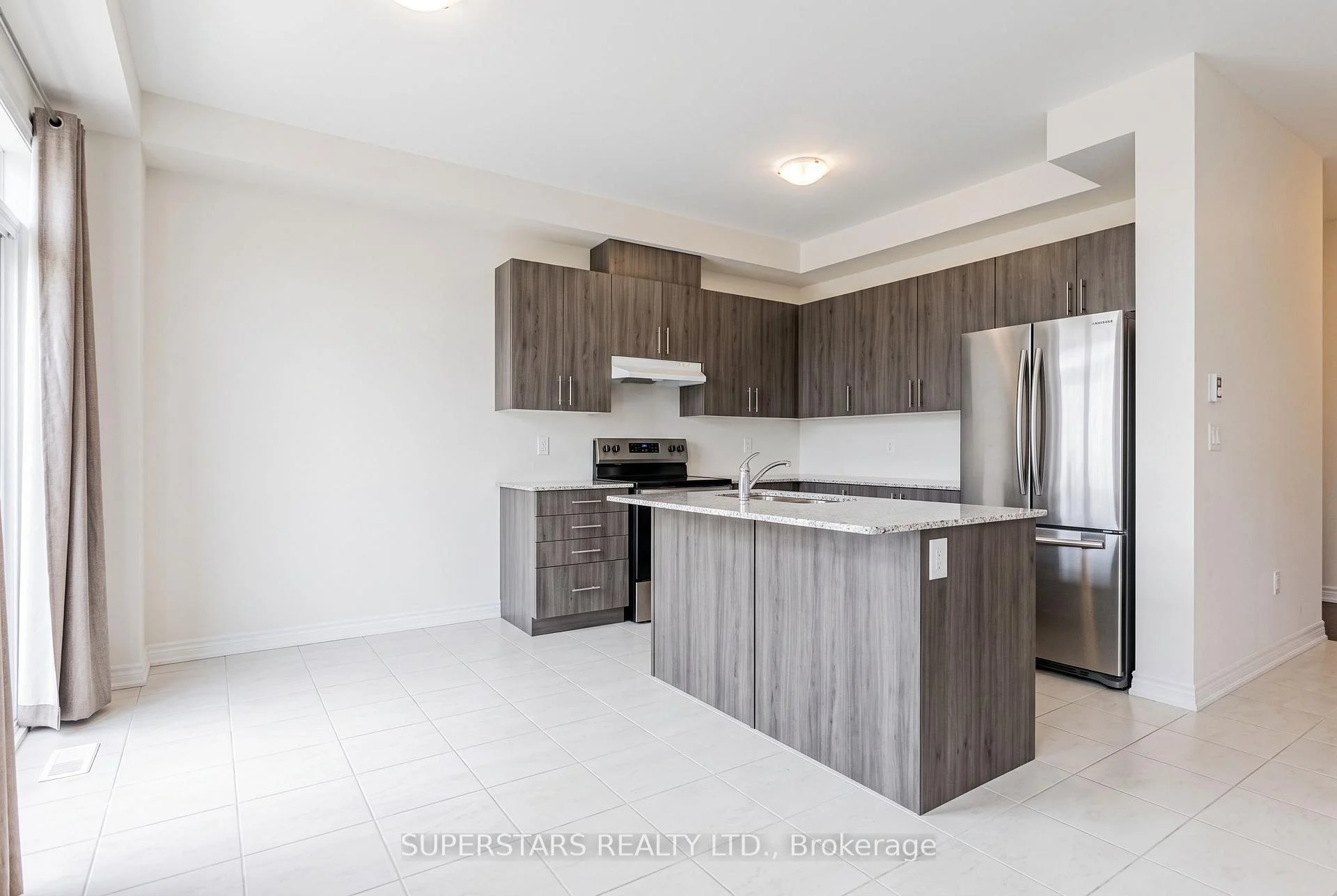 Photo 5 of 23 Mikayla Lane, Markham, Cornell — HOMEH
