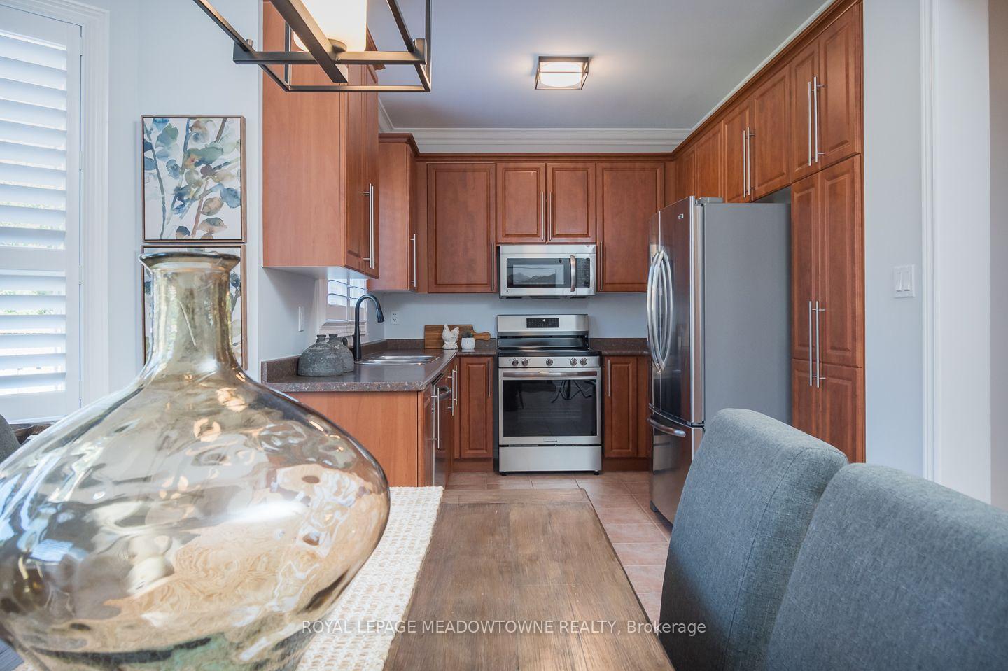 Photo 13 of 1319 Weller Cross, Milton, Dempsey — HOMEH