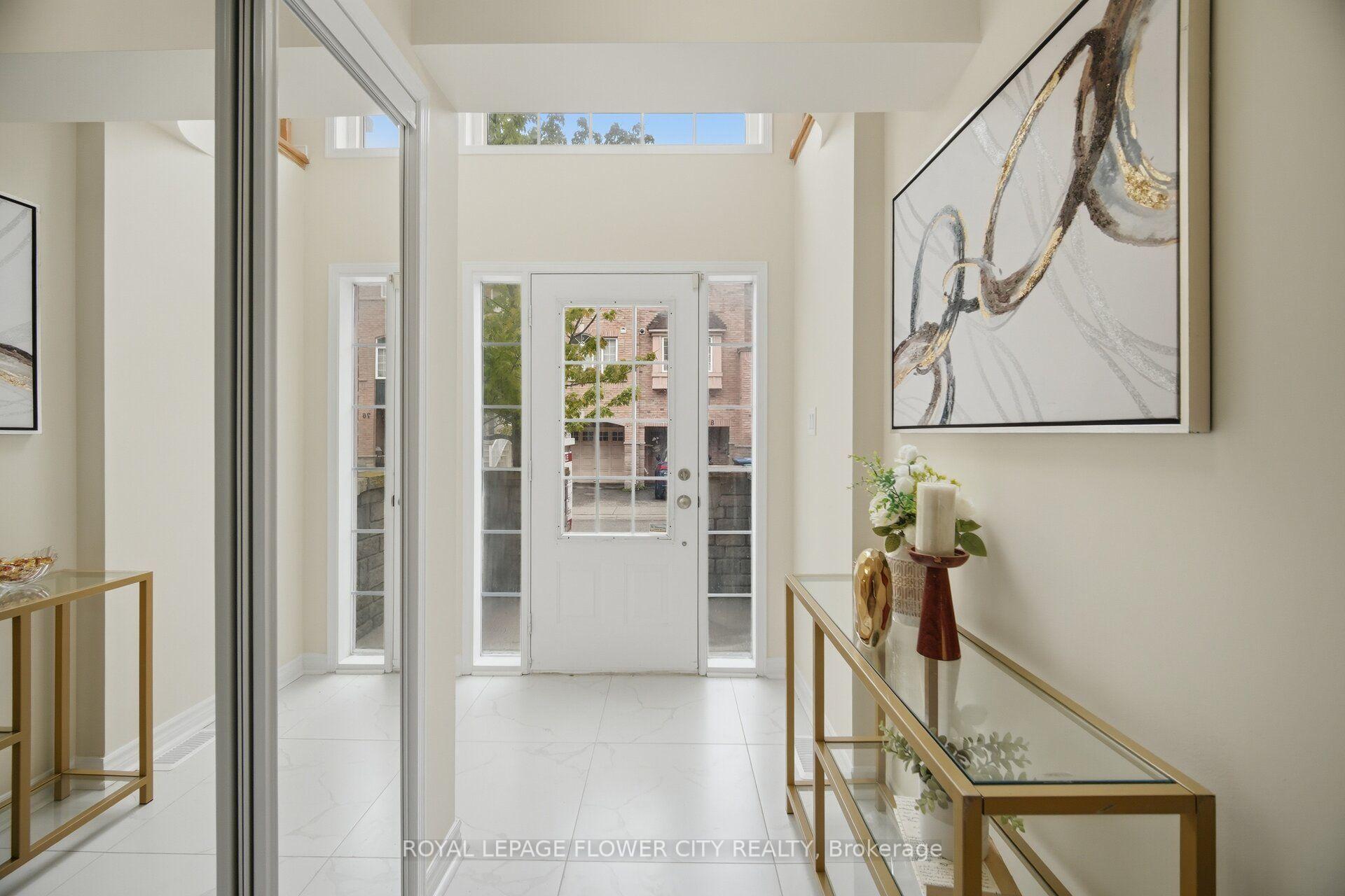 Photo 5 of 79 Bernard Avenue, Brampton, Fletcher's Creek South — HOMEH
