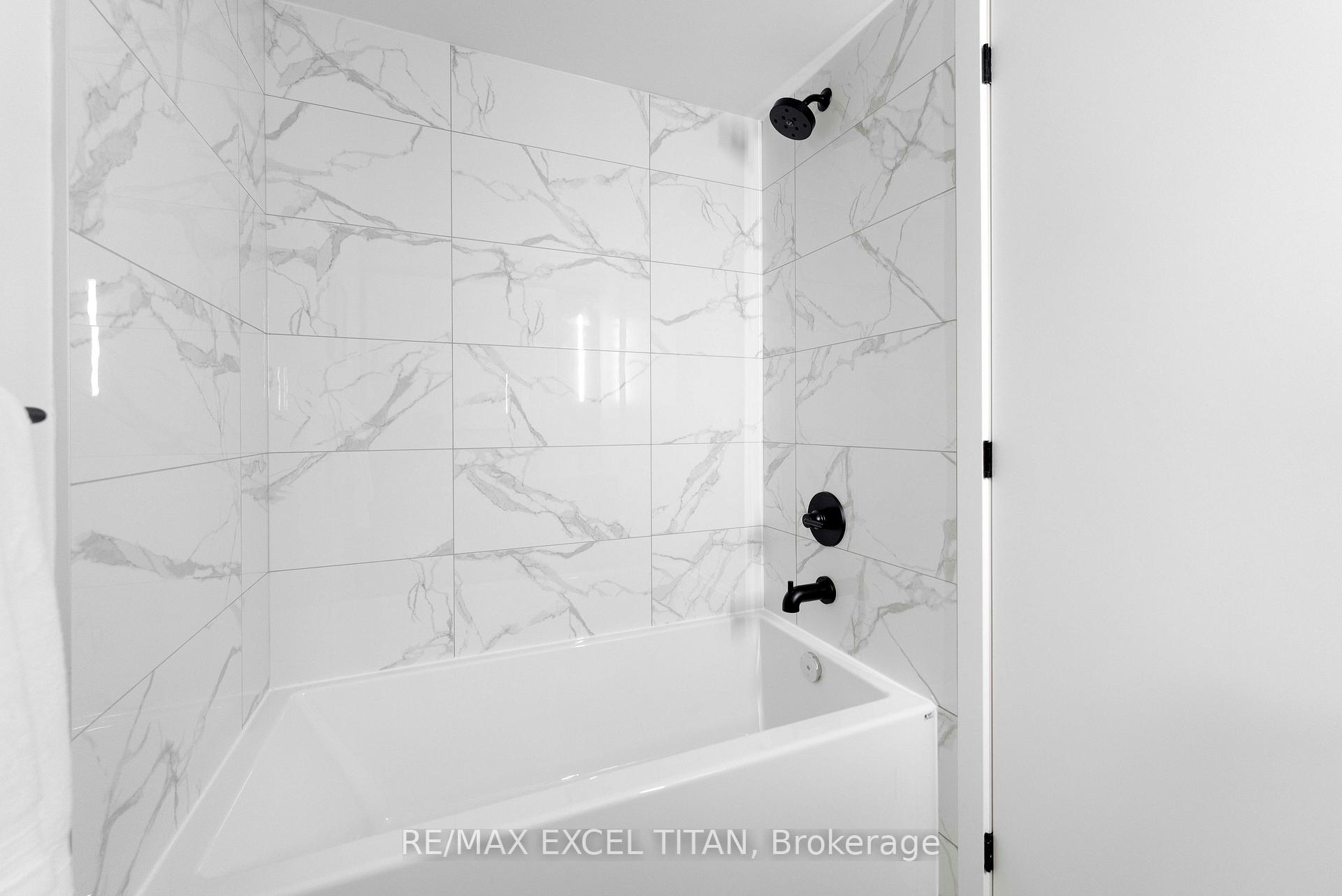 Photo 11 of Unit 611, 5 Lakeview Avenue, Toronto, Trinity-Bellwoods — HOMEH