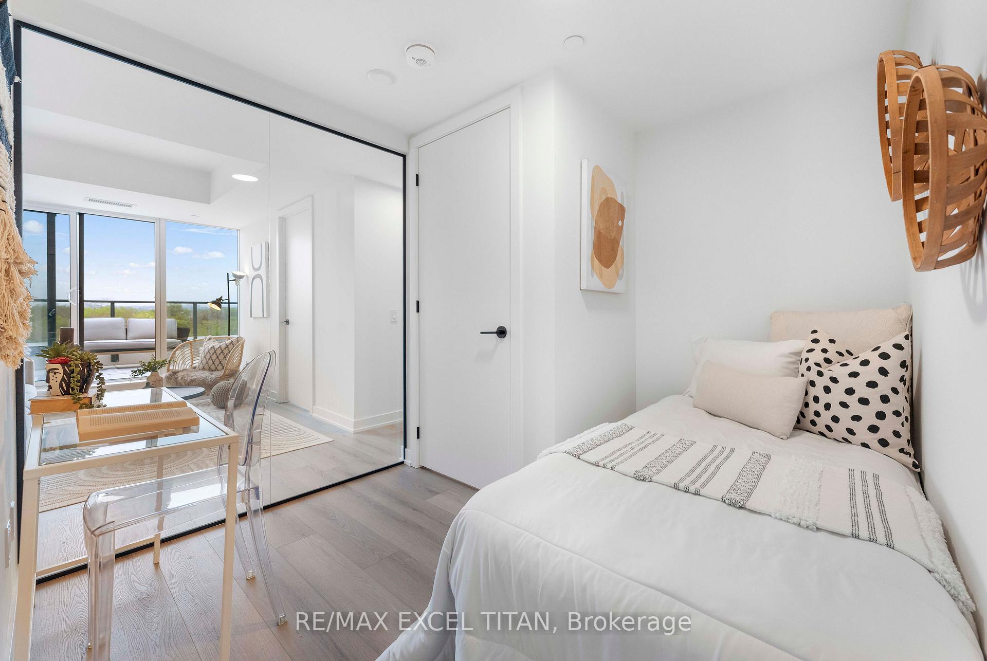 Photo 18 of Unit 611, 5 Lakeview Avenue, Toronto, Trinity-Bellwoods — HOMEH