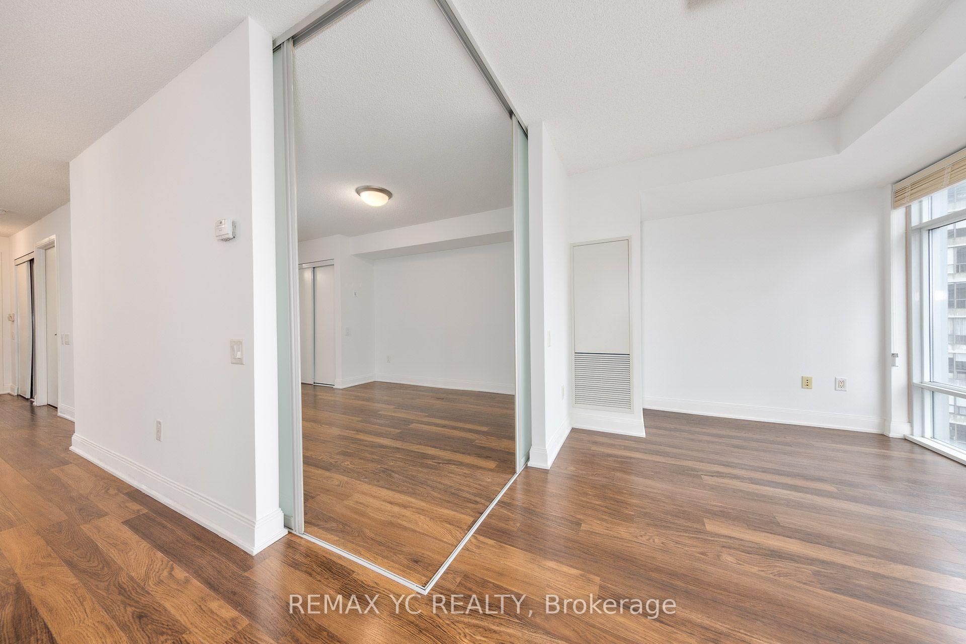 Photo 10 of Unit 1103, 2191 Yonge Street, Toronto, Mount Pleasant West — HOMEH