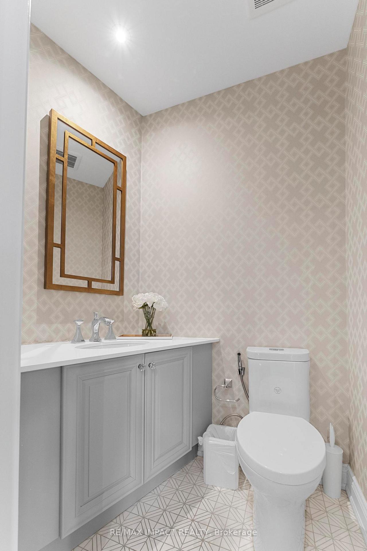 Photo 17 of Unit 13, 260 Russell Hill Road, Toronto, Casa Loma — HOMEH