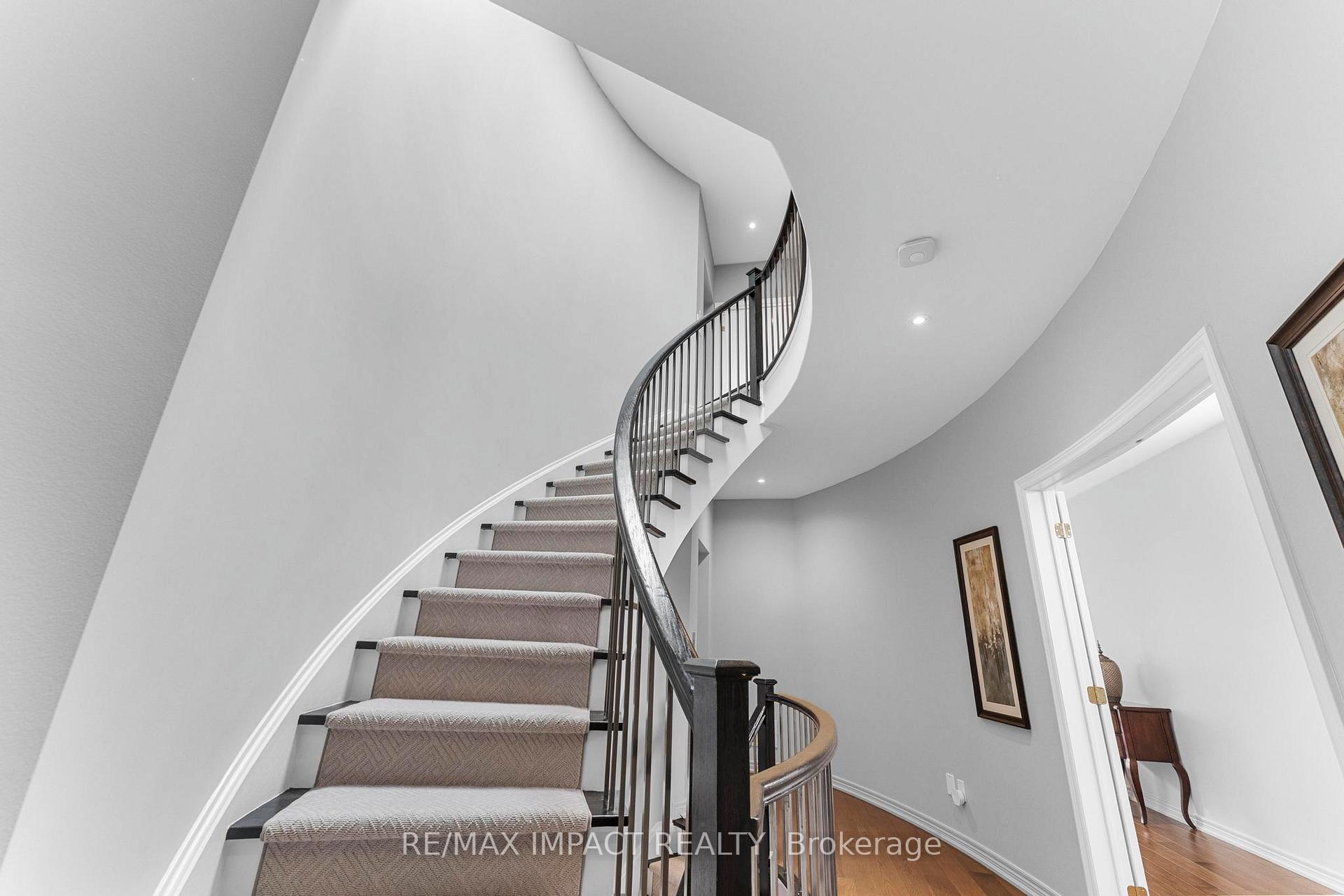 Photo 20 of Unit 13, 260 Russell Hill Road, Toronto, Casa Loma — HOMEH