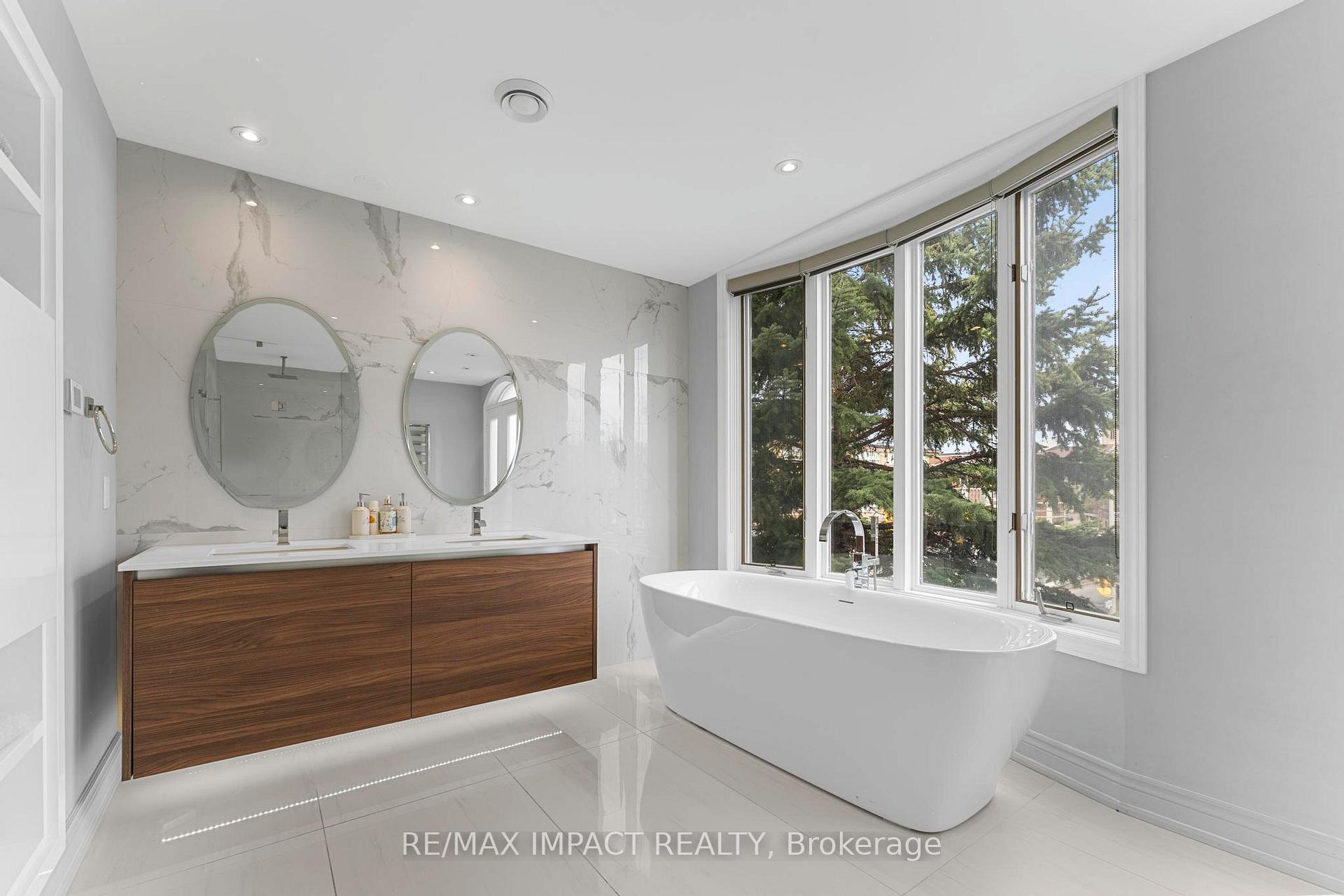 Photo 25 of Unit 13, 260 Russell Hill Road, Toronto, Casa Loma — HOMEH