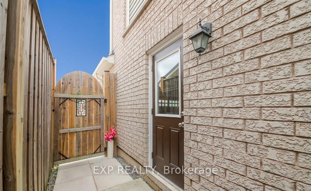 Photo 13 of 6373 St Michael Avenue, Niagara Falls, Forestview — HOMEH
