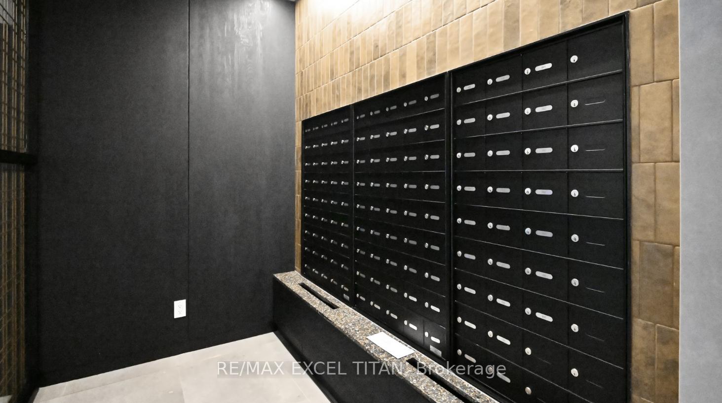 Photo 33 of Unit 416, 5 Lakeview Avenue, Toronto, Trinity-Bellwoods — HOMEH