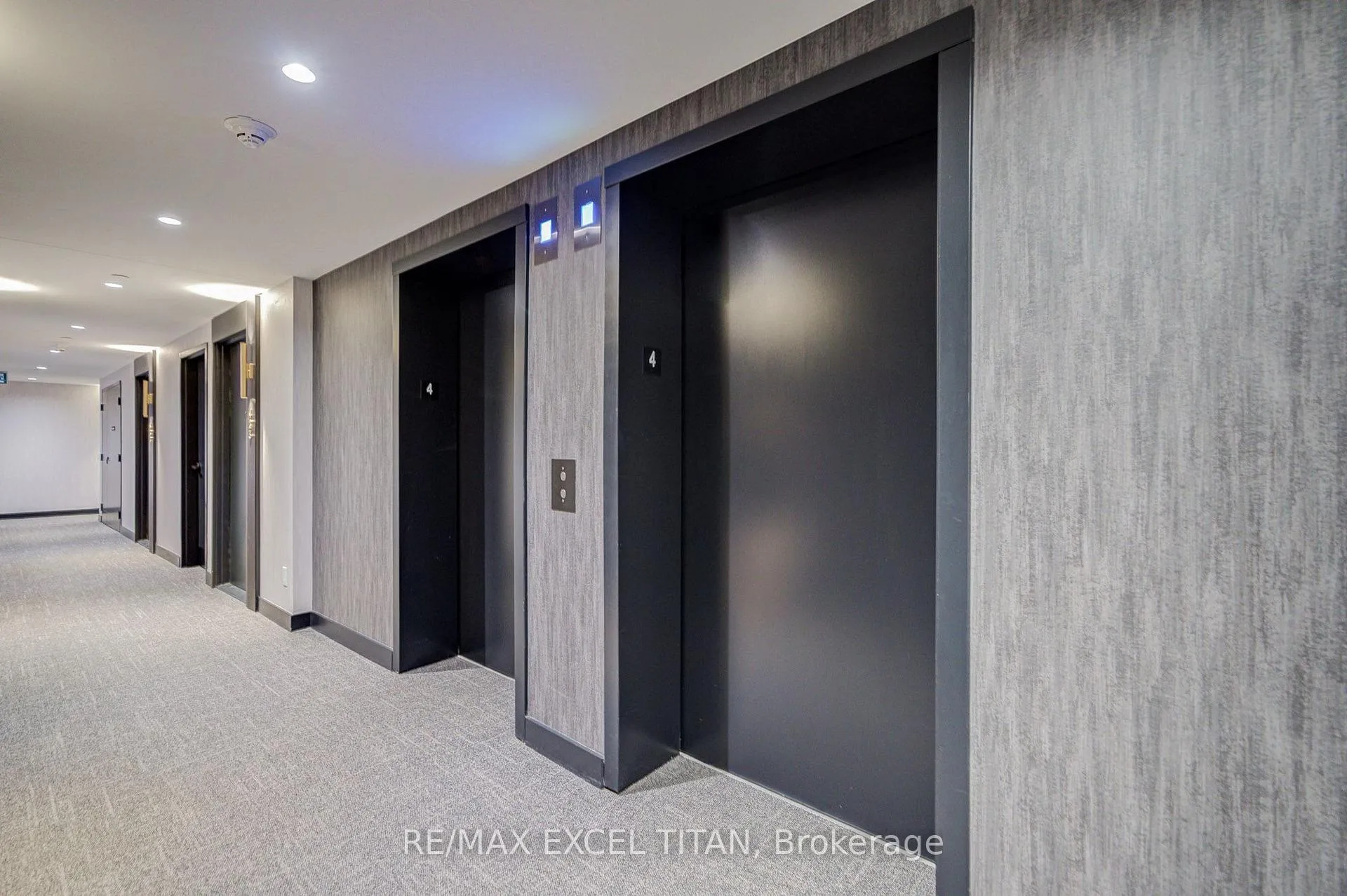 Photo 4 of Unit 416, 5 Lakeview Avenue, Toronto, Trinity-Bellwoods — HOMEH