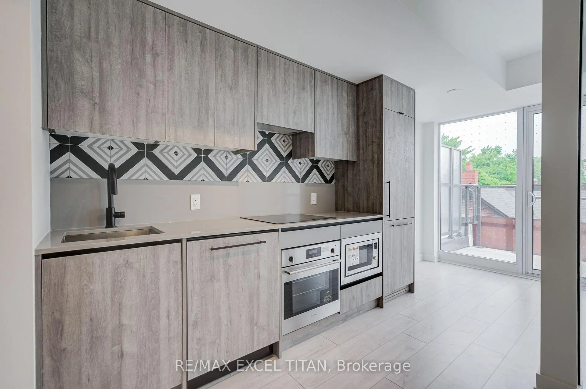 Photo 17 of Unit 416, 5 Lakeview Avenue, Toronto, Trinity-Bellwoods — HOMEH