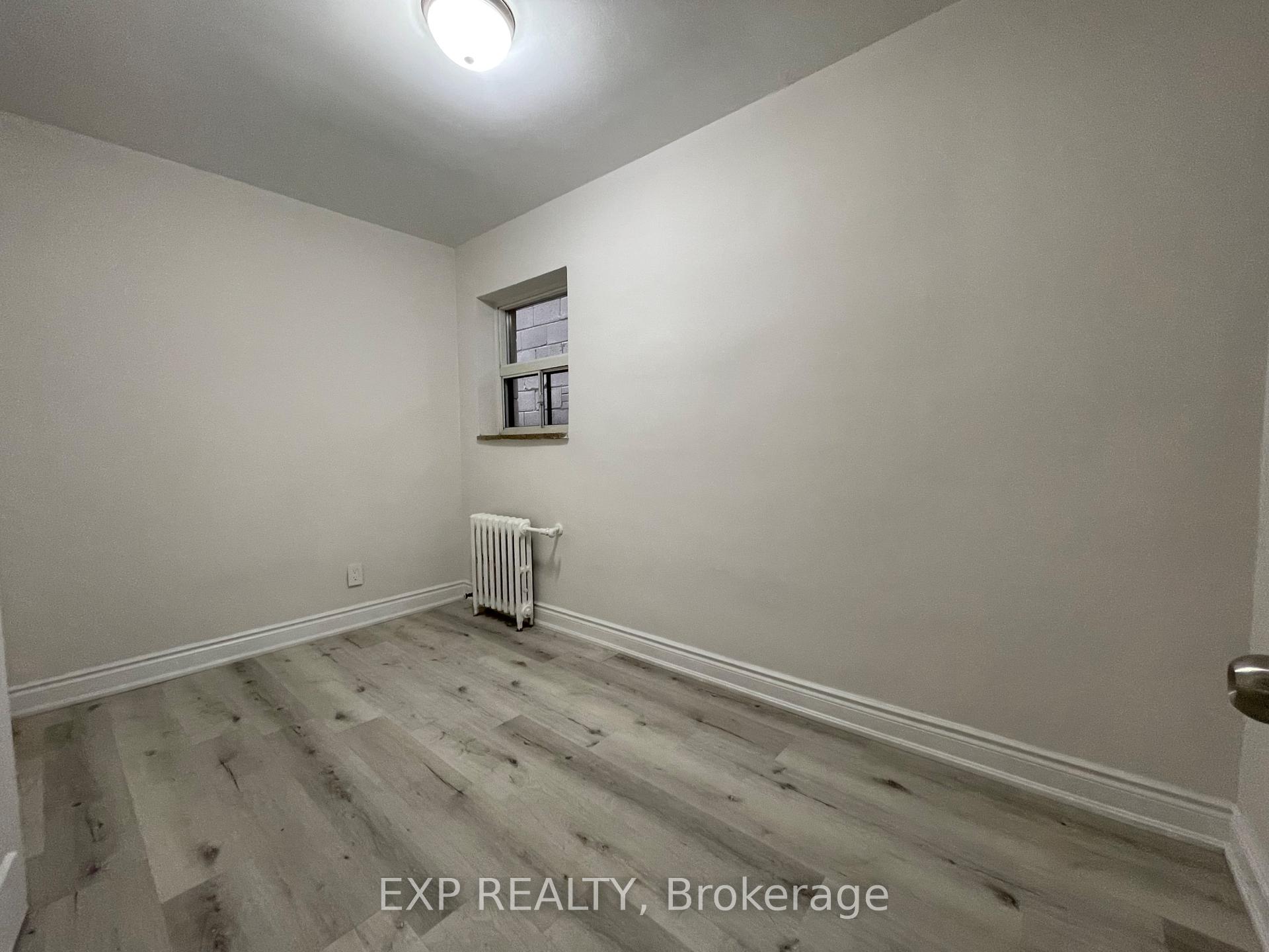 Photo 12 of Unit 1, 259 Lakeshore Road E, Mississauga, Port Credit — HOMEH