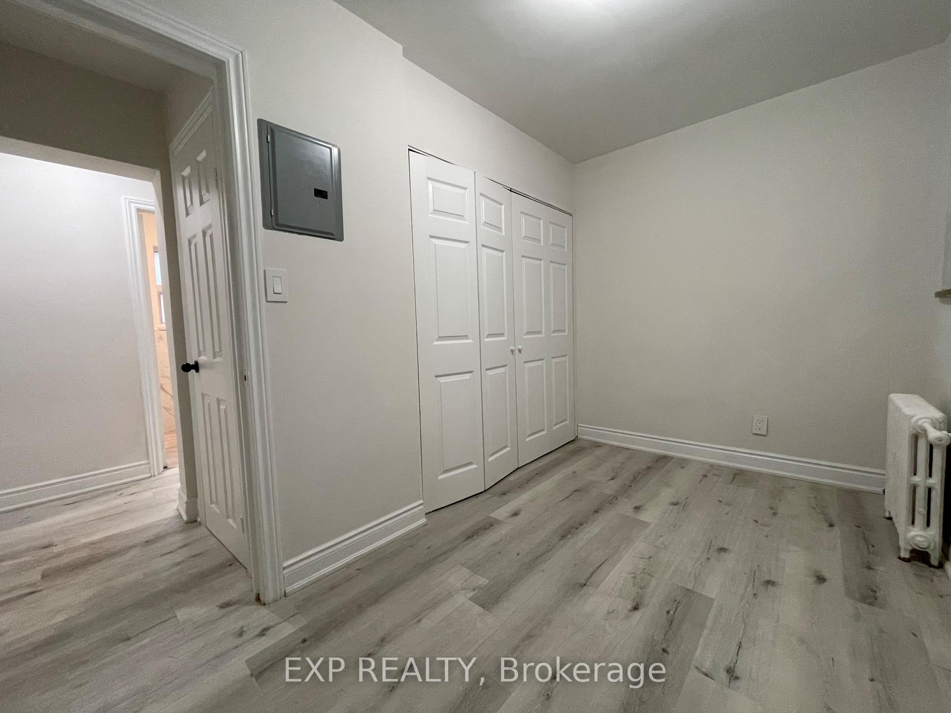 Photo 13 of Unit 1, 259 Lakeshore Road E, Mississauga, Port Credit — HOMEH