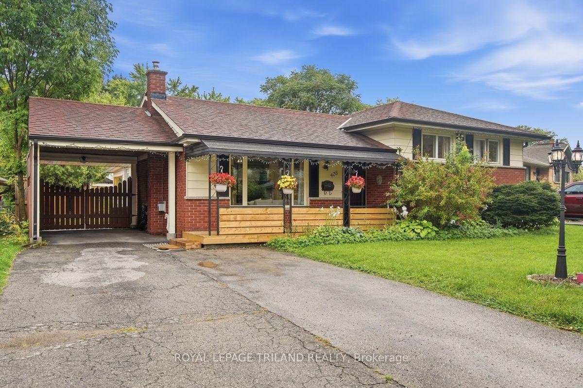 Photo of 438 Magnolia Crescent