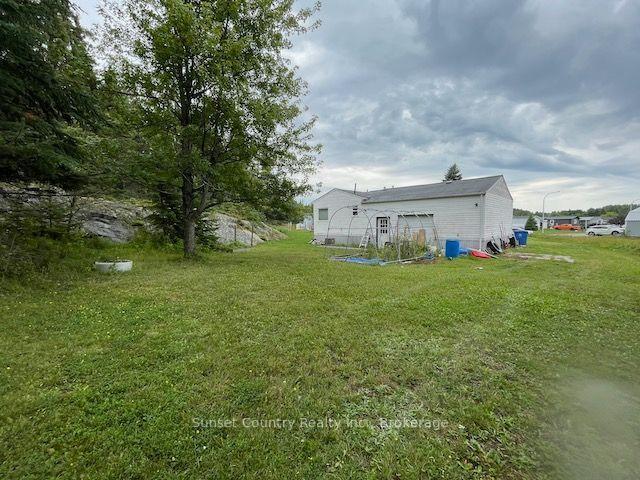 Photo 3 of 47 Pine Crescent, Dryden, Government Road — HOMEH