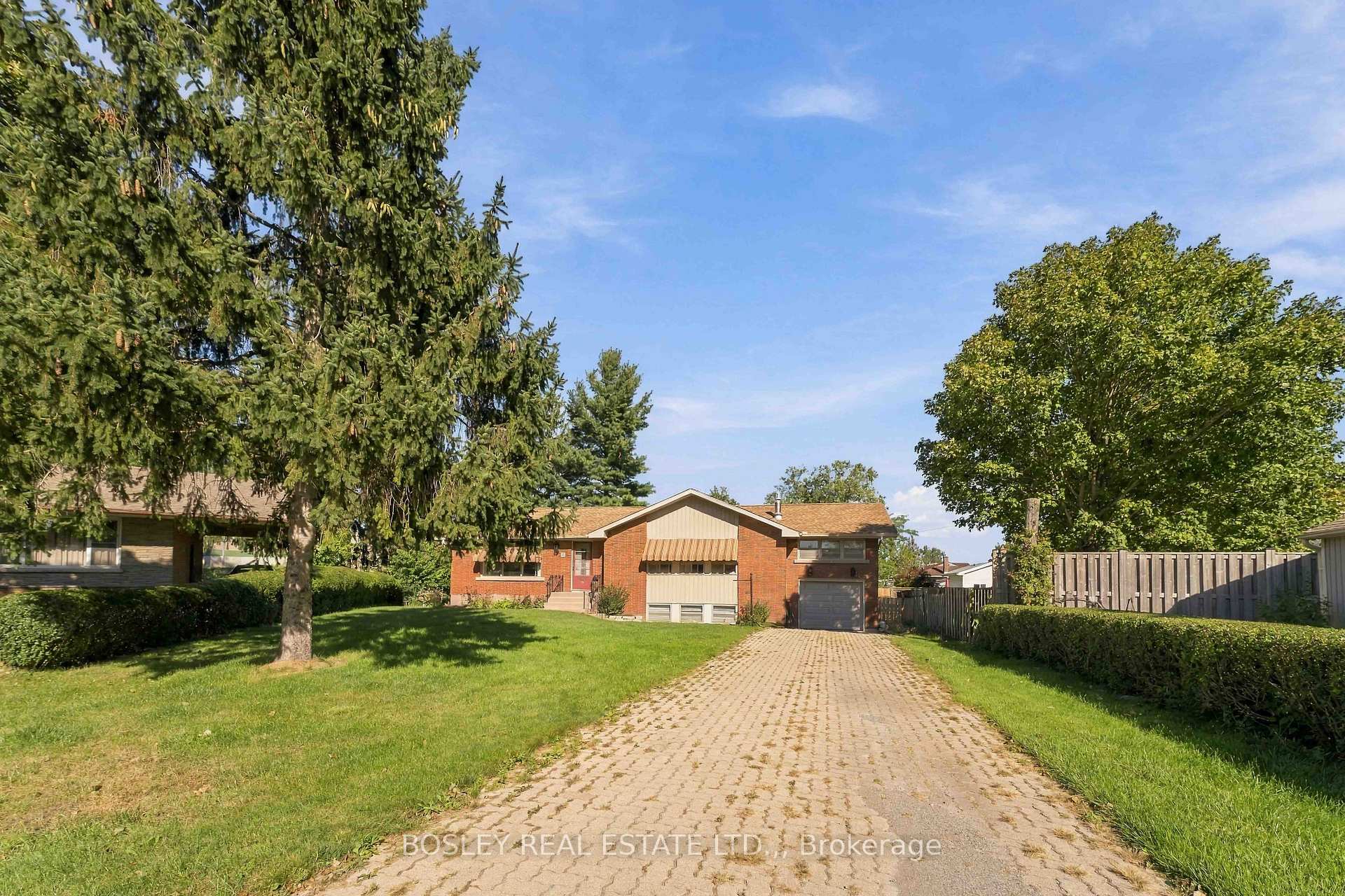 Photo of 12 Glenhurst Circle
