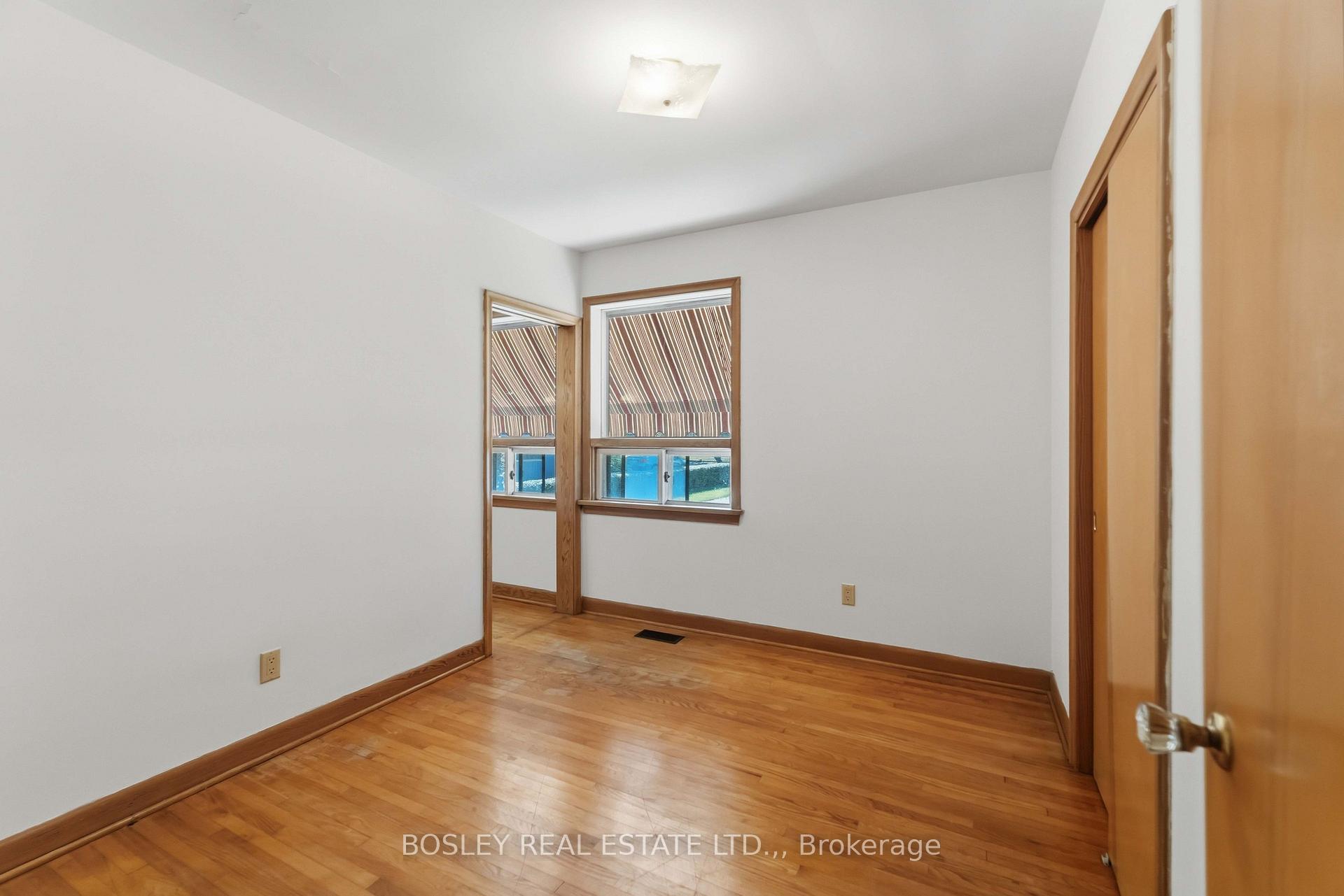 Photo 14 of 12 Glenhurst Circle, St. Catharines, Oakdale — HOMEH