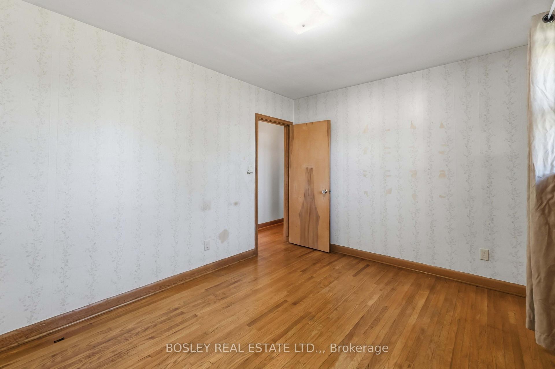 Photo 17 of 12 Glenhurst Circle, St. Catharines, Oakdale — HOMEH