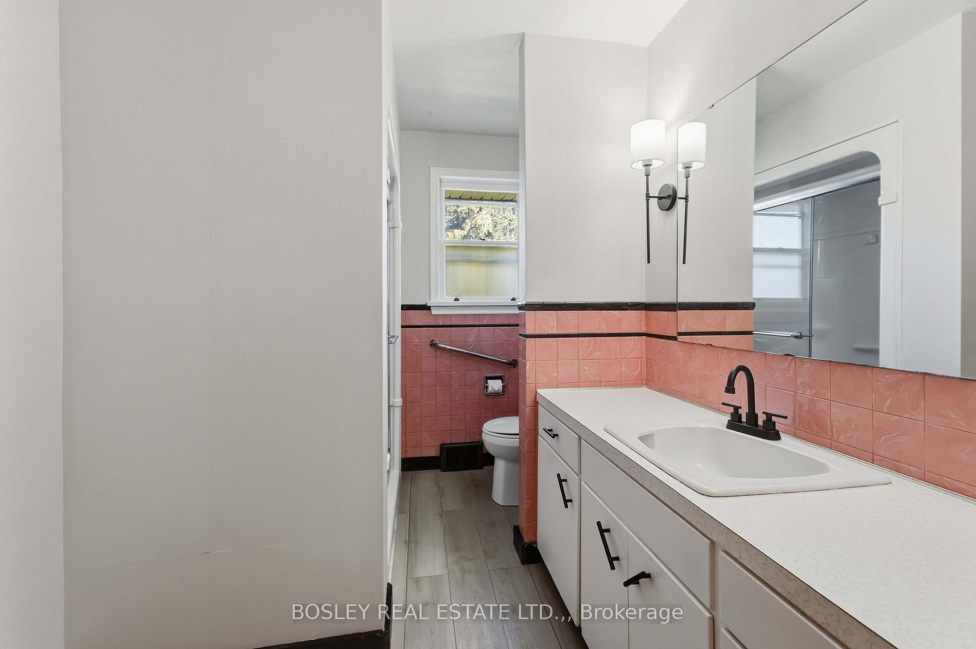 Photo 18 of 12 Glenhurst Circle, St. Catharines, Oakdale — HOMEH