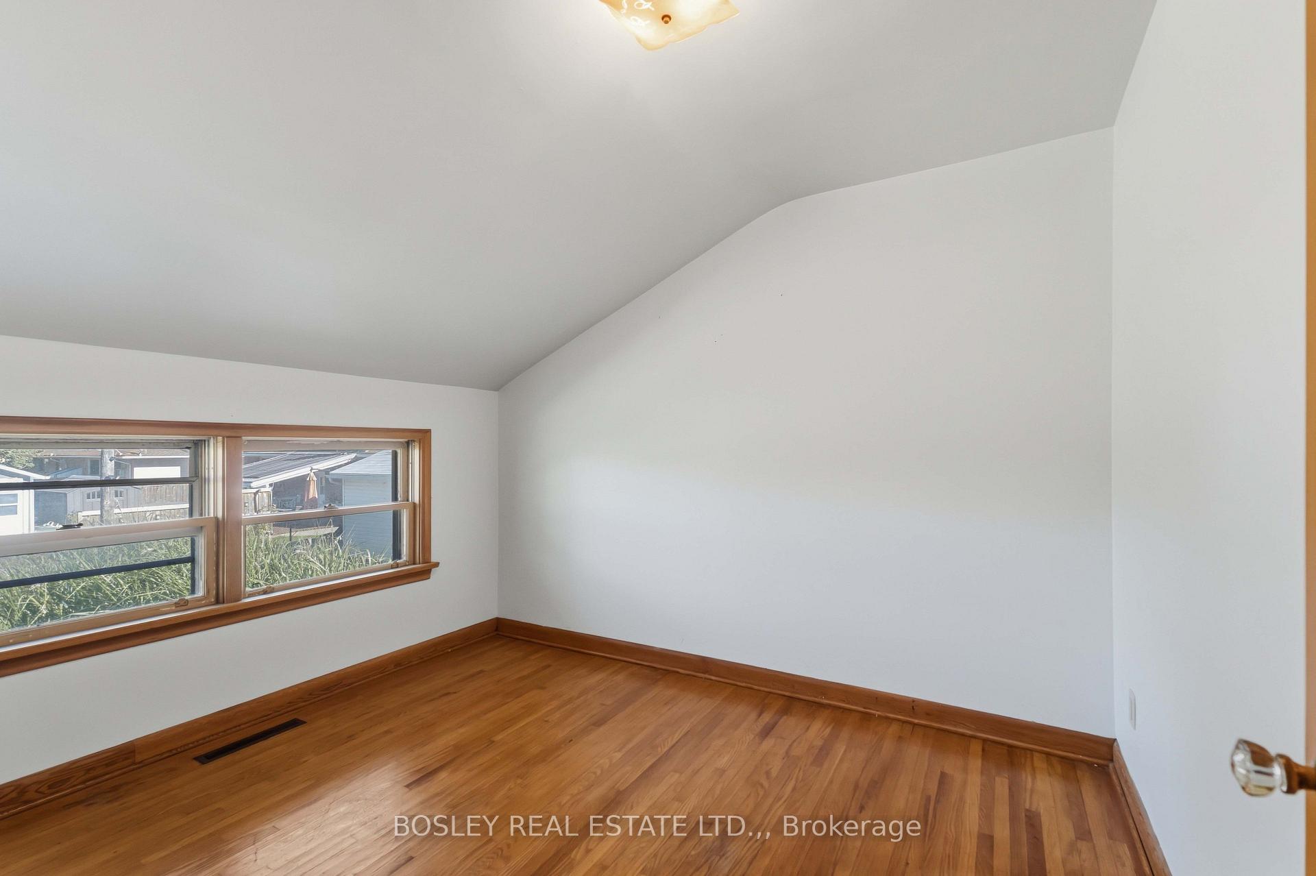 Photo 20 of 12 Glenhurst Circle, St. Catharines, Oakdale — HOMEH