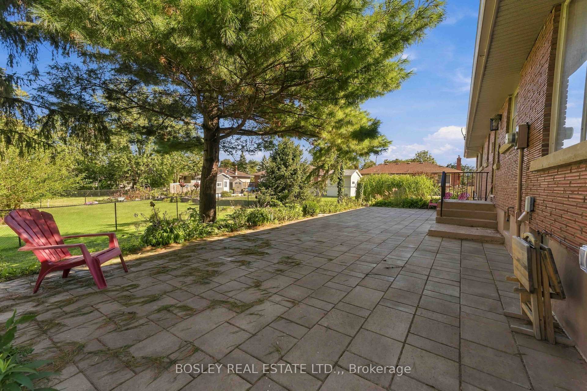 Photo 36 of 12 Glenhurst Circle, St. Catharines, Oakdale — HOMEH