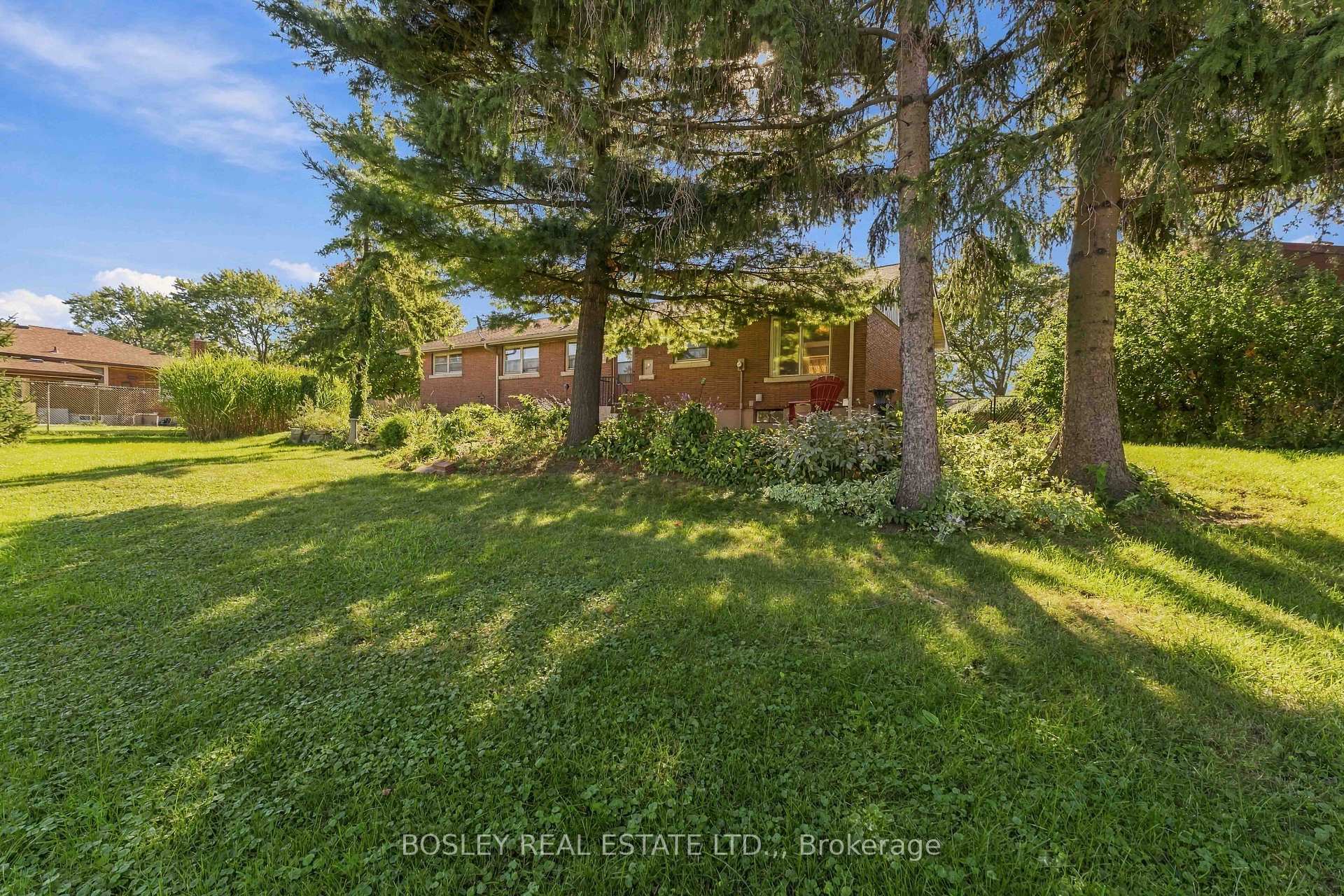 Photo 41 of 12 Glenhurst Circle, St. Catharines, Oakdale — HOMEH