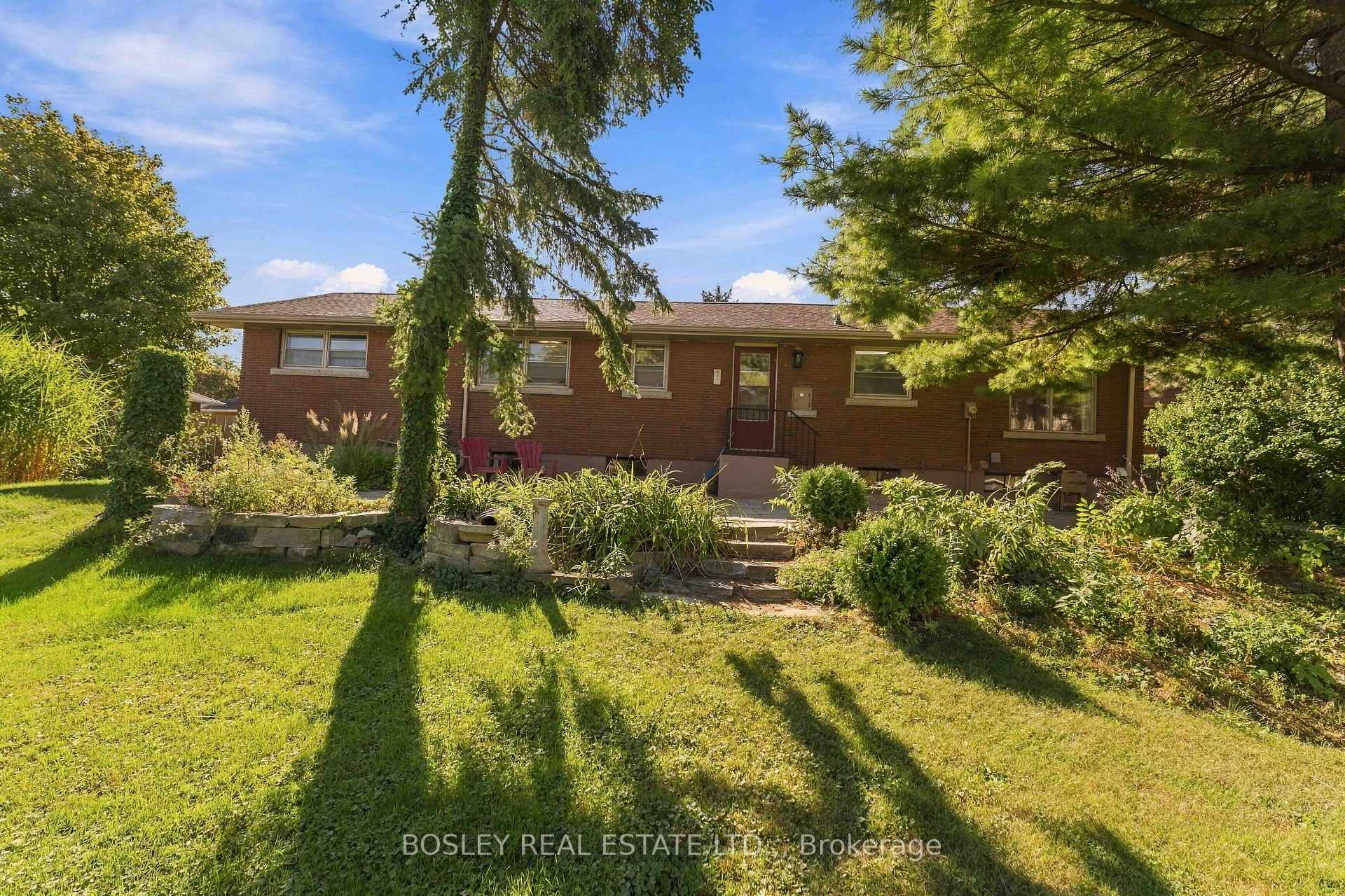 Photo 42 of 12 Glenhurst Circle, St. Catharines, Oakdale — HOMEH