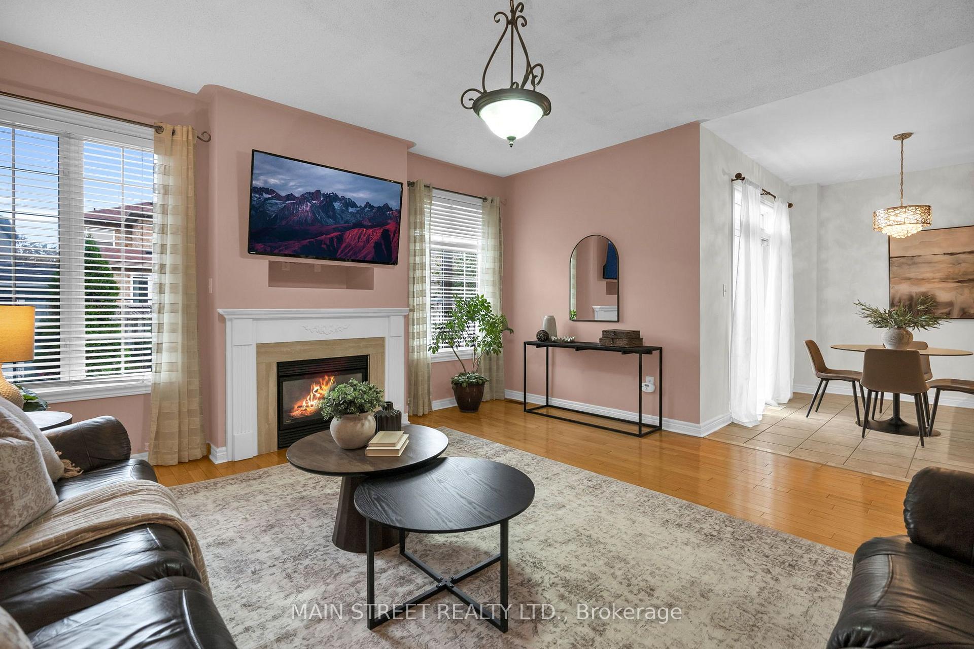 Photo 11 of 27 Blackbird Crescent, Richmond Hill, Oak Ridges — HOMEH