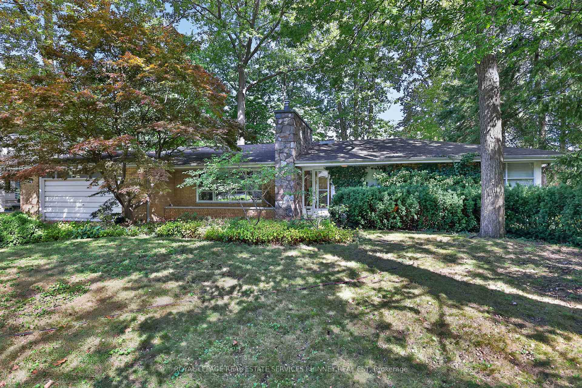 Photo 2 of 1519 Elite Road, Mississauga, Lorne Park — HOMEH