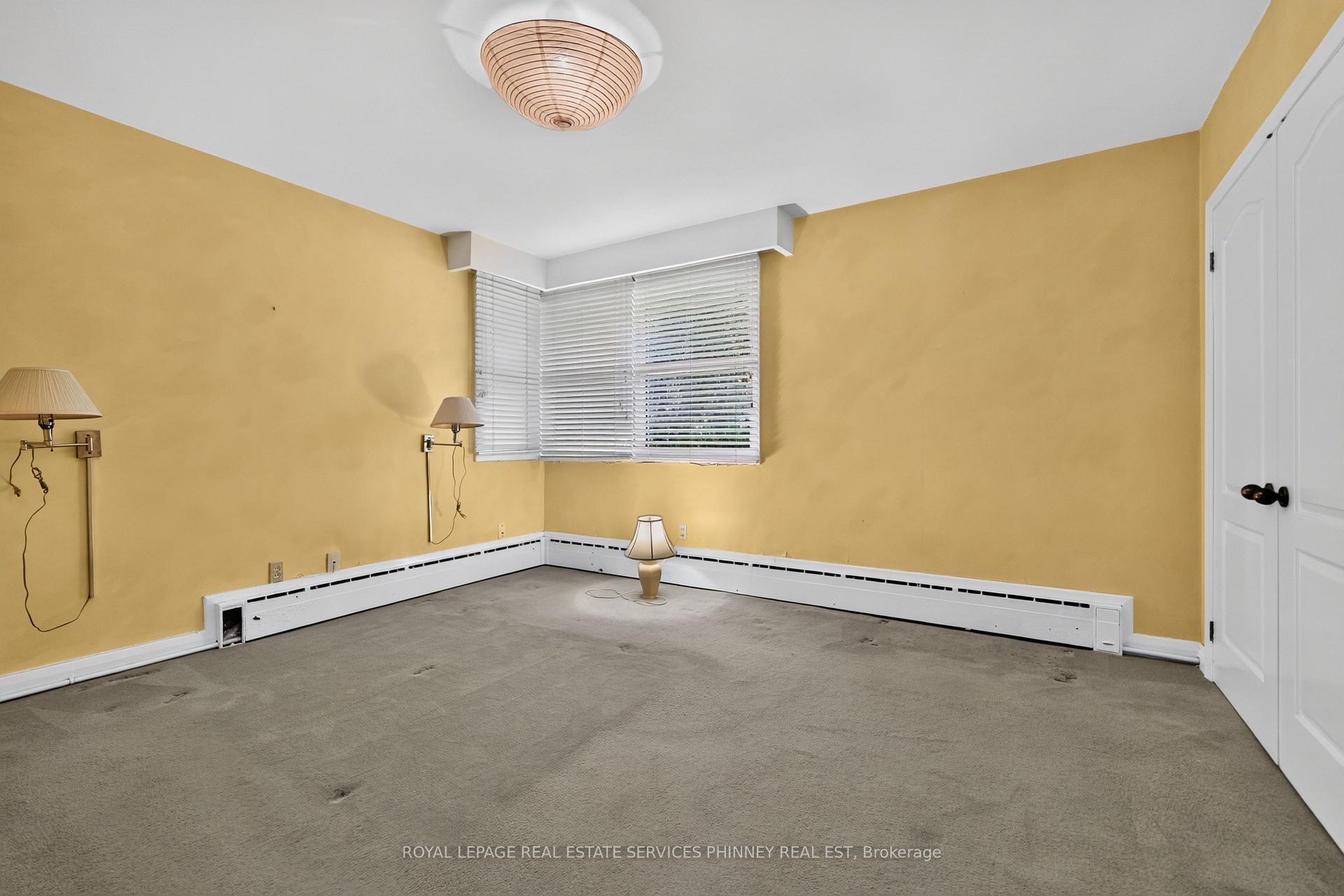 Photo 16 of 1519 Elite Road, Mississauga, Lorne Park — HOMEH