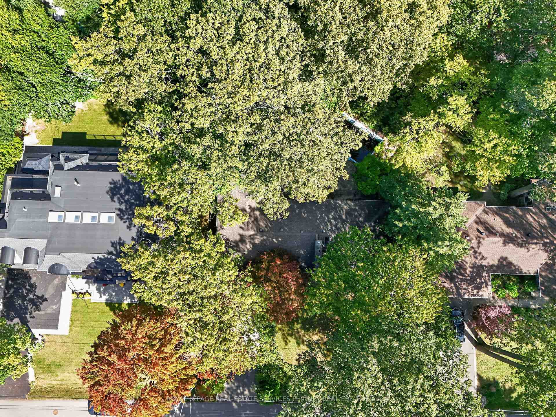 Photo 23 of 1519 Elite Road, Mississauga, Lorne Park — HOMEH