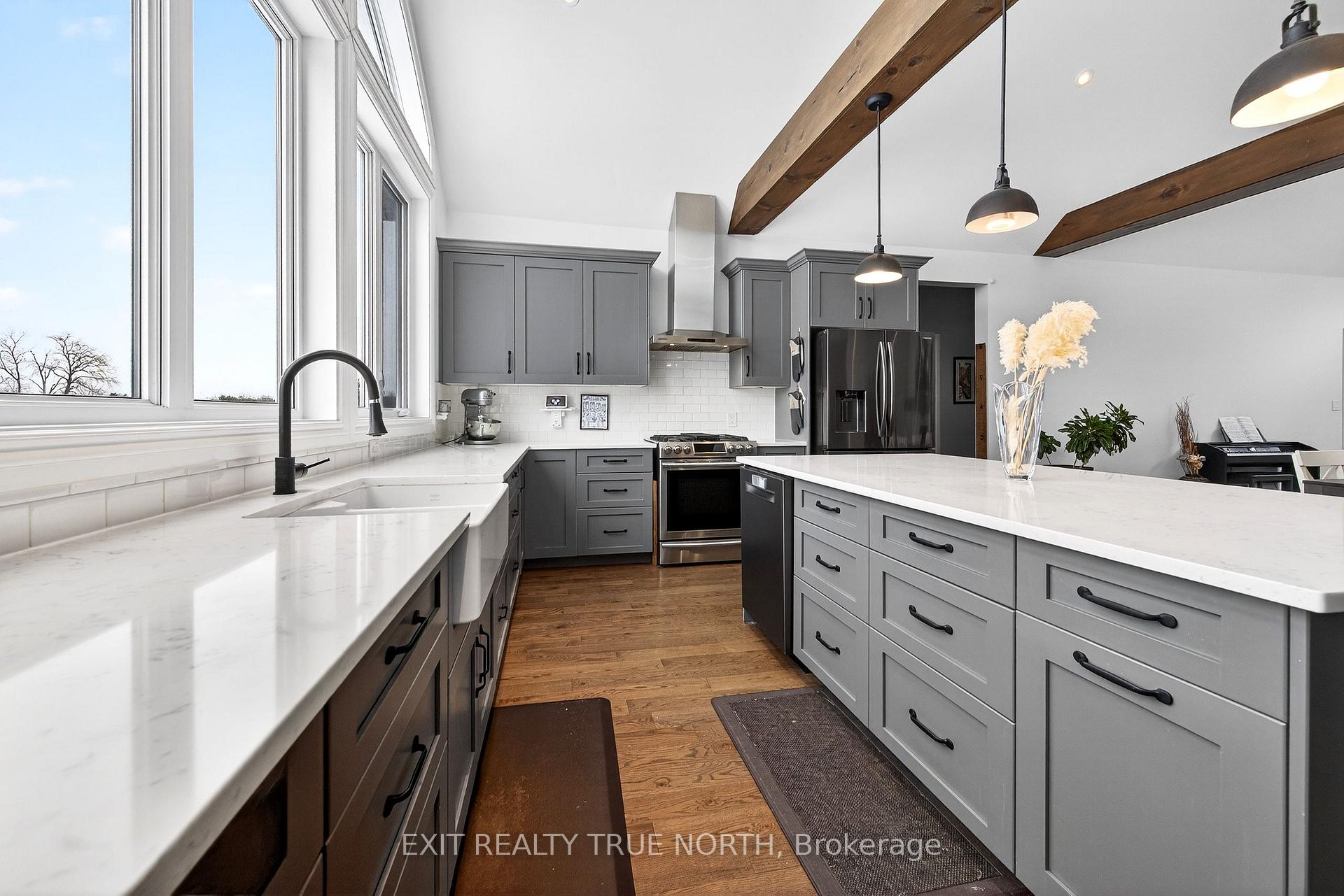 Photo 5 of 139 Rue Eric, Tiny, Lafontaine — HOMEH
