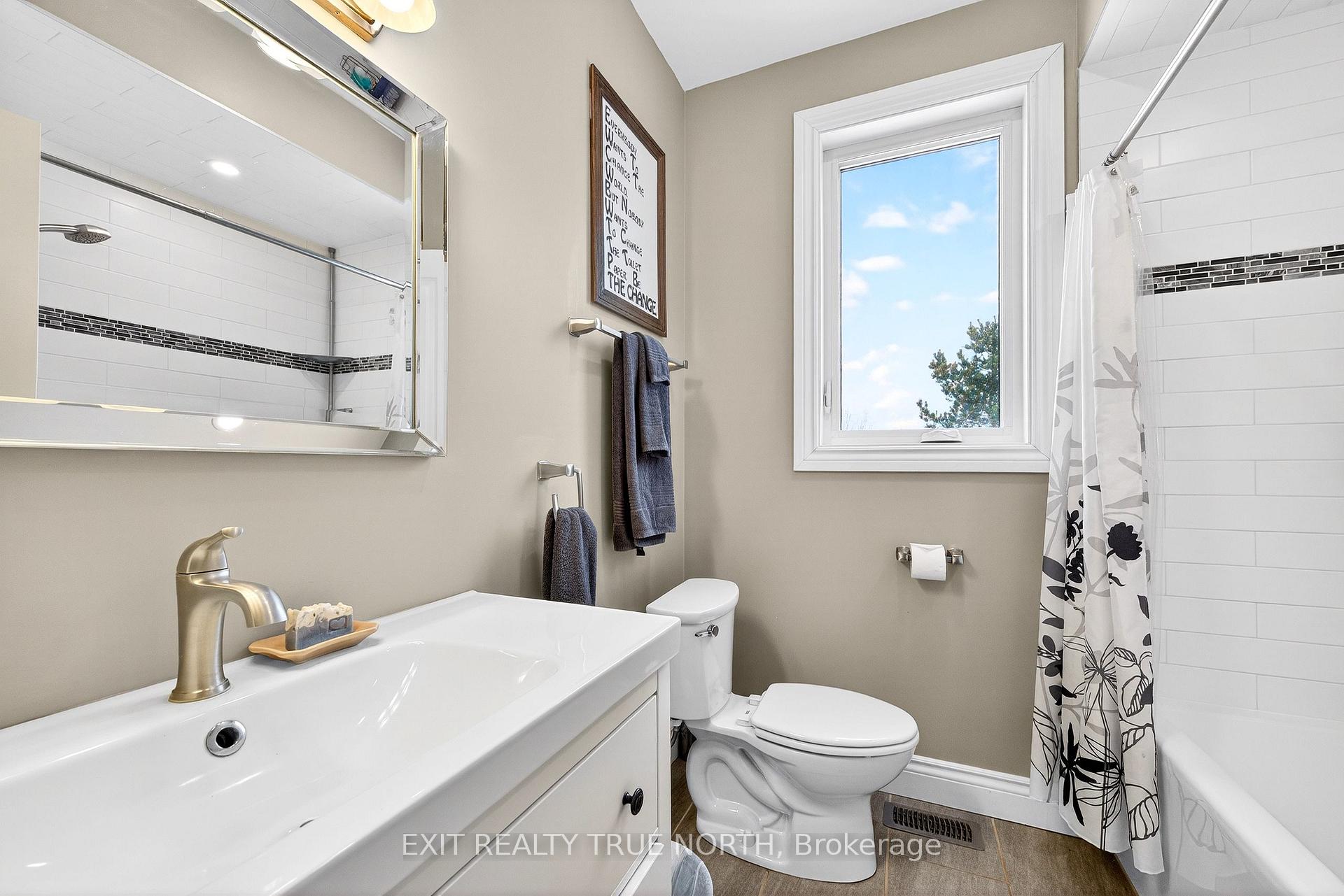 Photo 18 of 139 Rue Eric, Tiny, Lafontaine — HOMEH