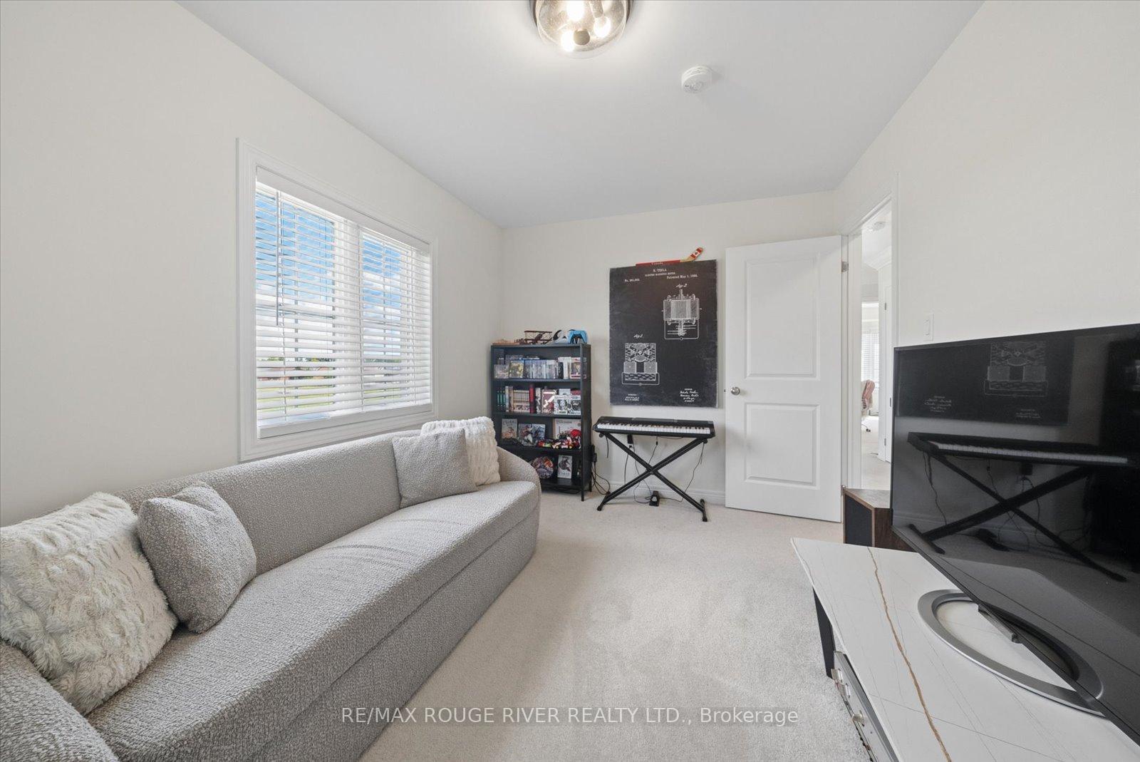 Photo 25 of 3 Burnham Court, Scugog, Port Perry — HOMEH